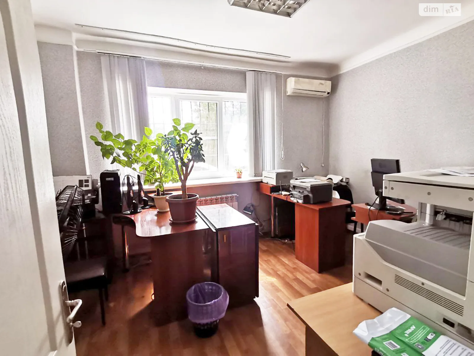 Продається офіс 41.6 кв. м в бізнес-центрі, цена: 19000 $ - фото 1