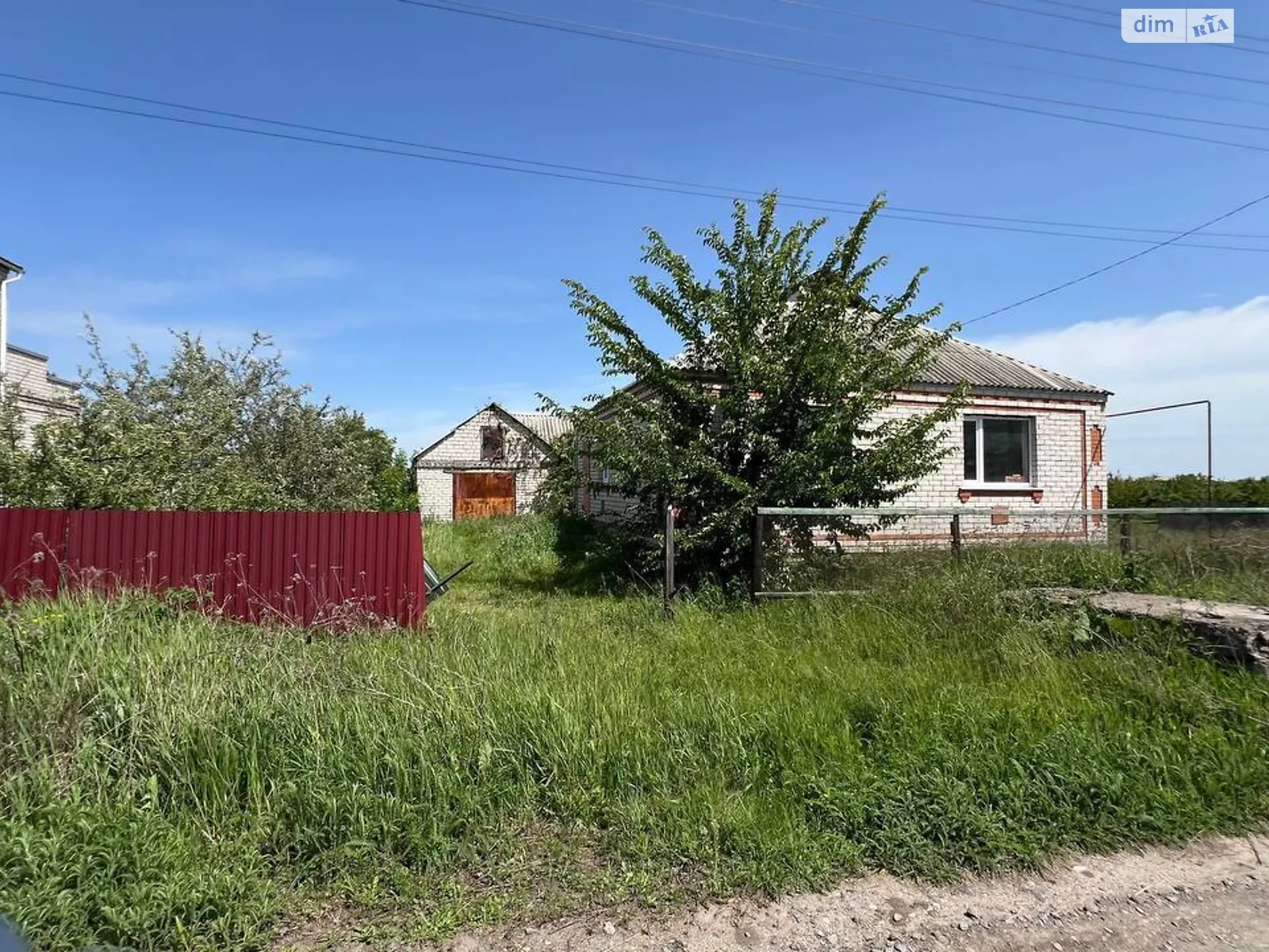 Продается дом на 2 этажа 200 кв. м с беседкой, цена: 19000 $ - фото 1
