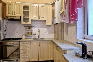 Аренда части дома в Киеве Сниму часть дома в Киеве долгосрочно
