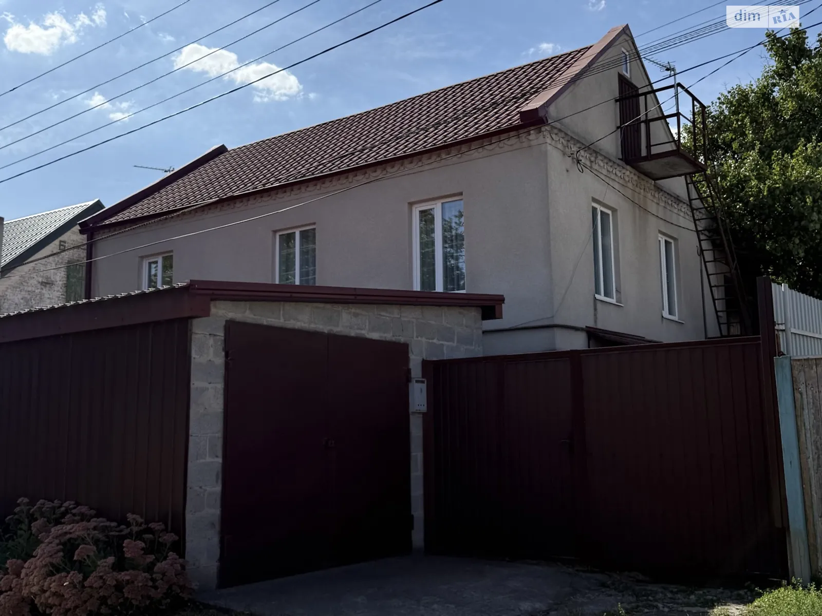 Продается дом на 2 этажа 124.2 кв. м с камином, цена: 49000 $ - фото 1