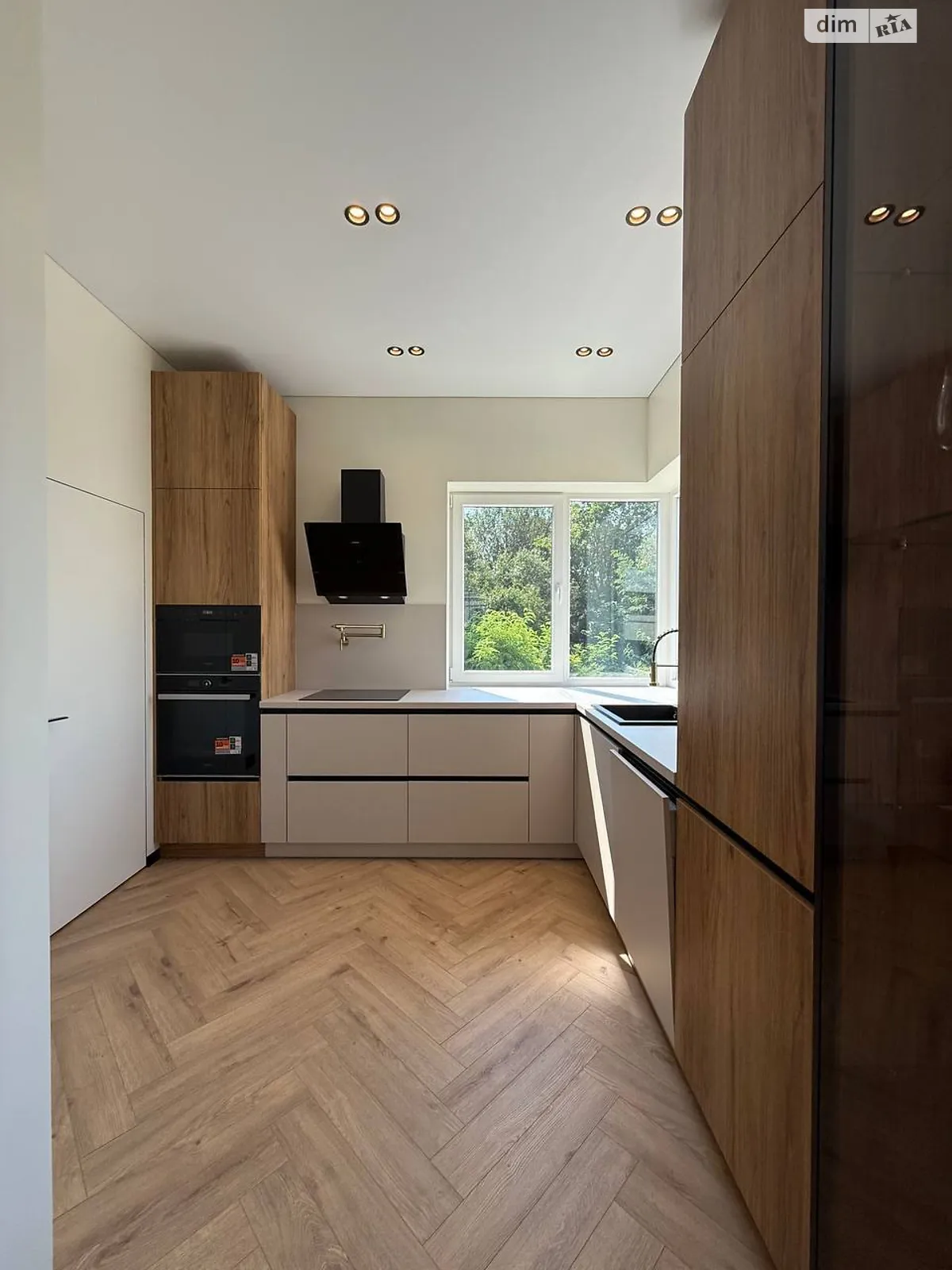 Продається одноповерховий будинок 135 кв. м з меблями, цена: 215000 $ - фото 1