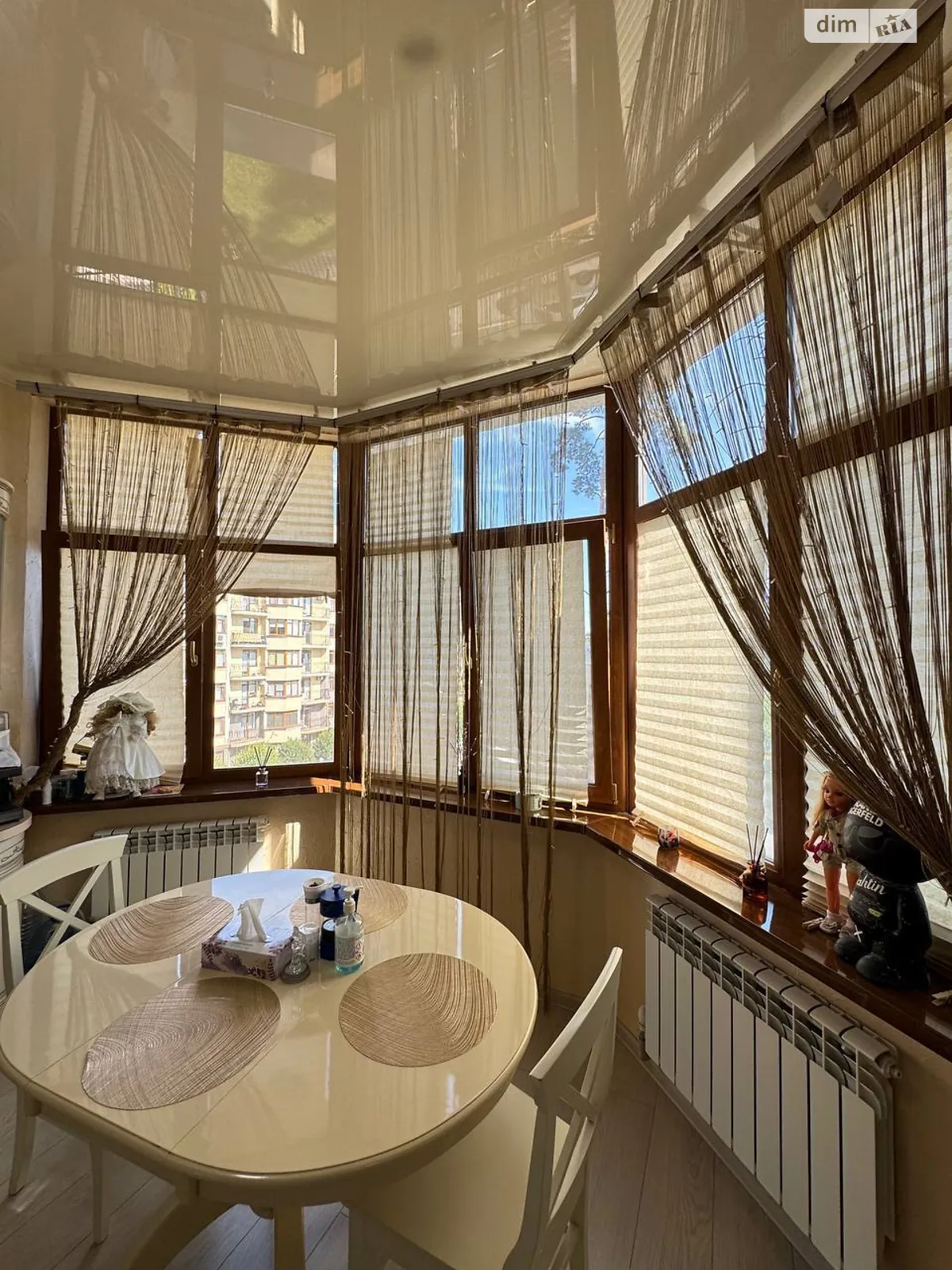 Продается 1-комнатная квартира 55.7 кв. м в Буче, ул. Пушкинская, 3Б - фото 1