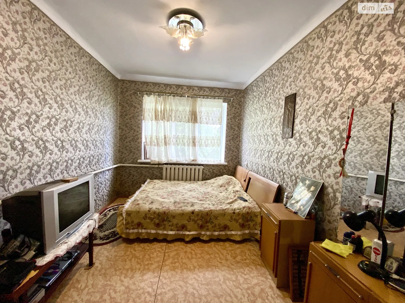 Продается дом на 2 этажа 160 кв. м с гаражом, цена: 37000 $ - фото 1