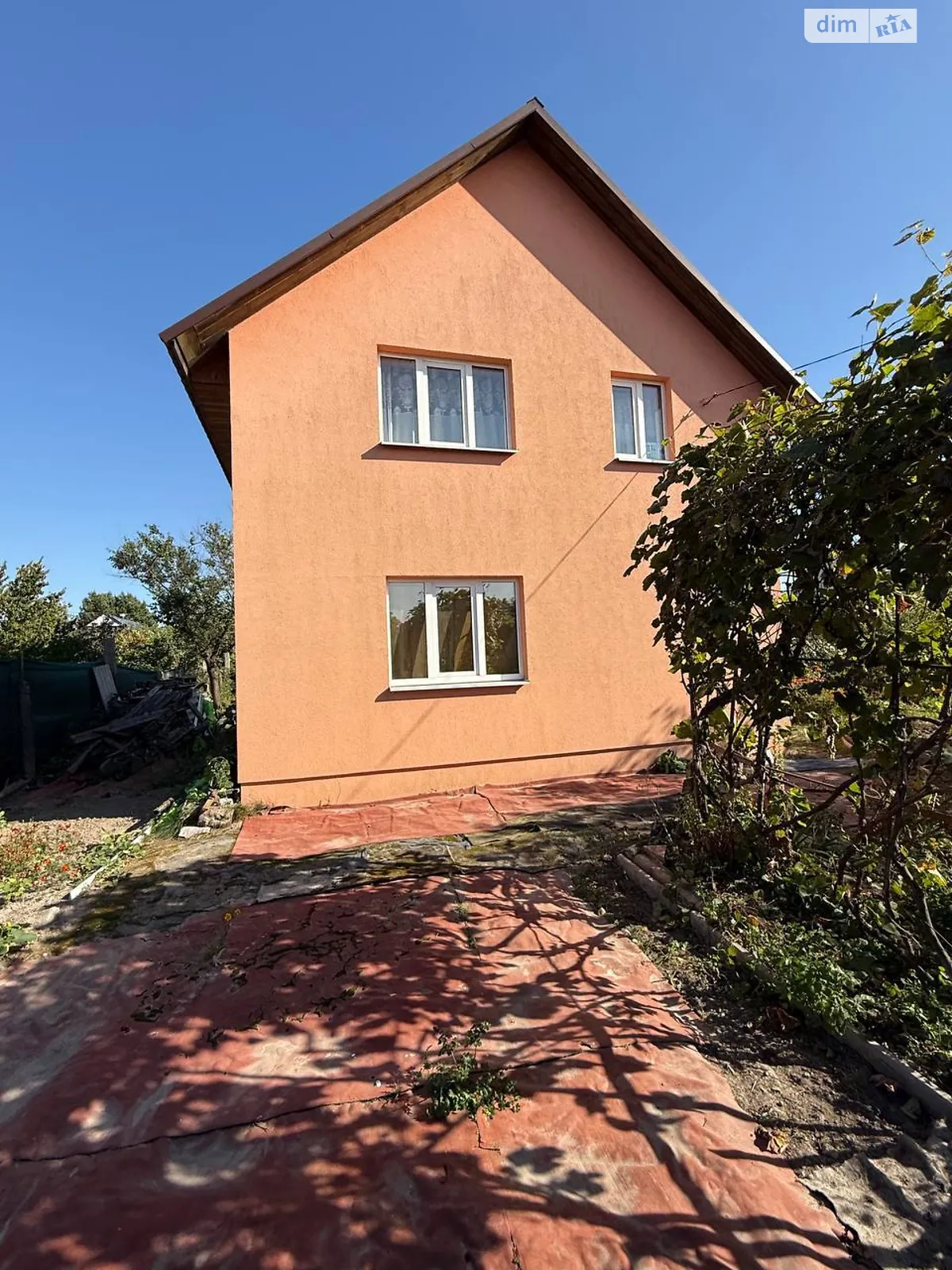 Продается дом на 2 этажа 66.5 кв. м с гаражом, цена: 34000 $ - фото 1