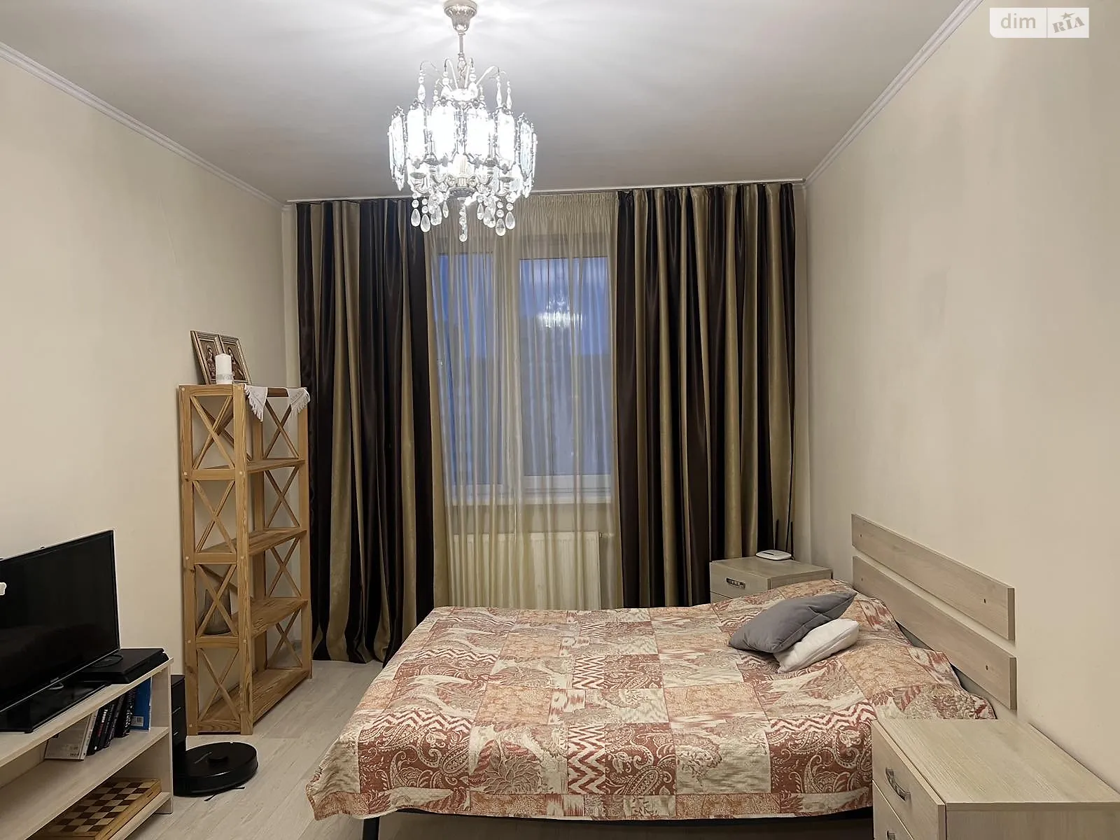 Продается 1-комнатная квартира 41.7 кв. м в Киеве, ул. Олевская - фото 1