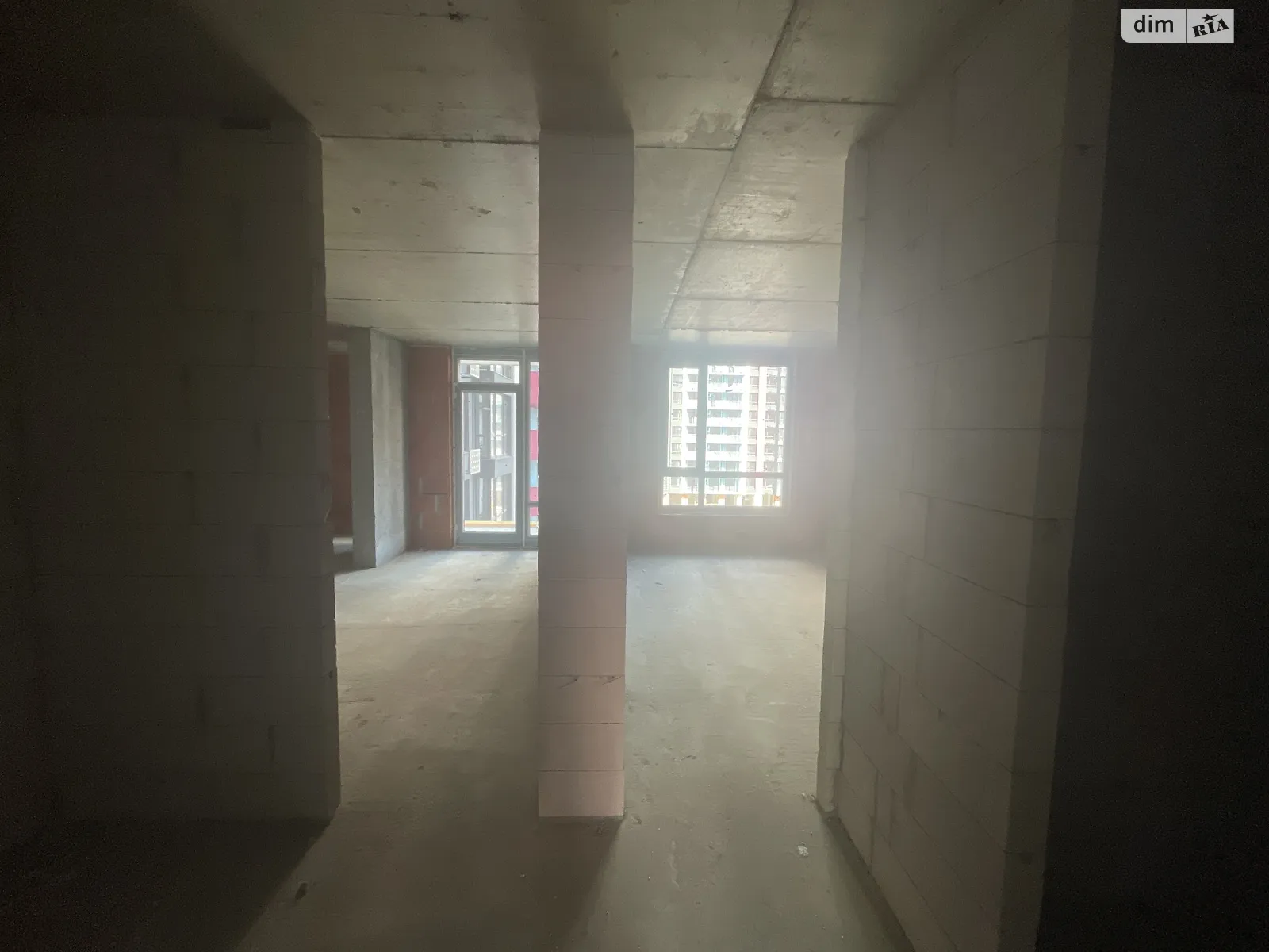 Продается 2-комнатная квартира 59 кв. м в Ивано-Франковске, ул. Хриплинская, 9 - фото 1