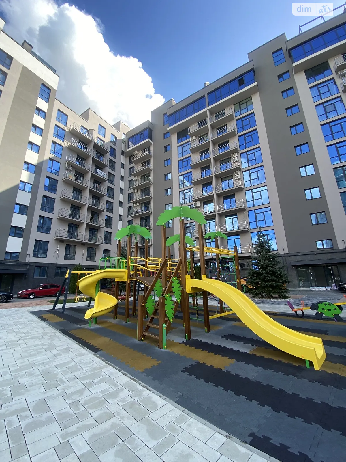 Продается 2-комнатная квартира 65 кв. м в Ивано-Франковске, ул. Гетьмана Ивана Мазепы, 160А - фото 1