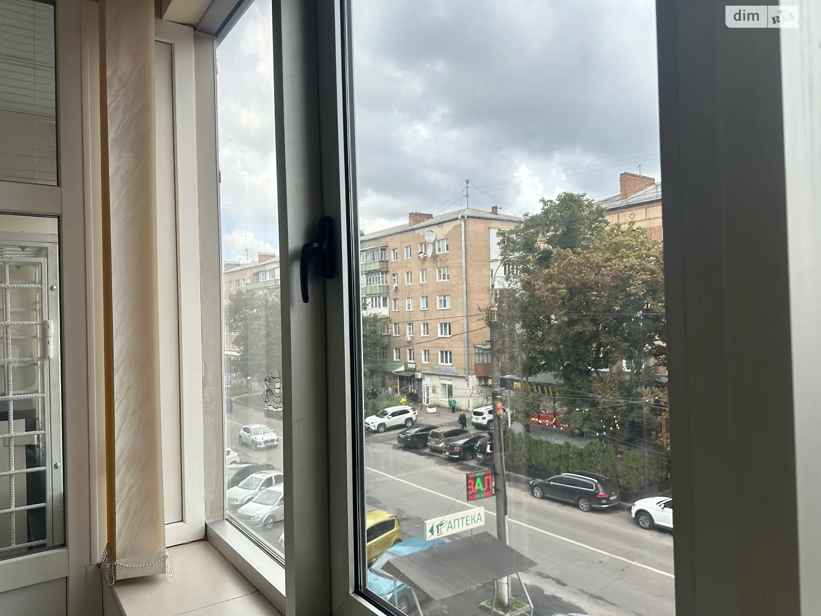 Сдается в аренду офис 45.1 кв. м в бизнес-центре, цена: 11000 грн - фото 1