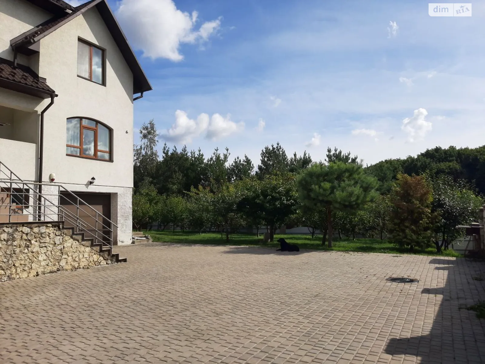Продается дом на 2 этажа 256 кв. м с беседкой, цена: 250000 $ - фото 1