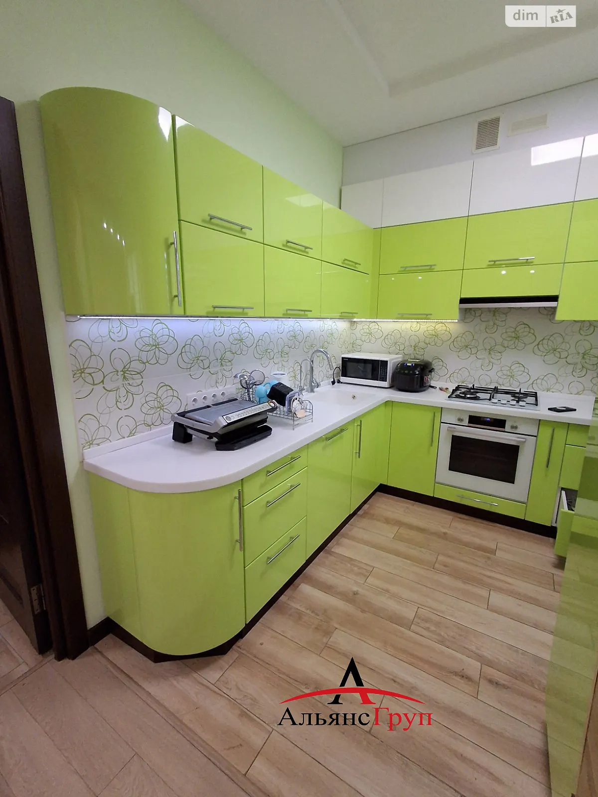 Продается 4-комнатная квартира 124 кв. м в Черкассах, ул. Ивана Кожедуба(Путейко), 54 - фото 1