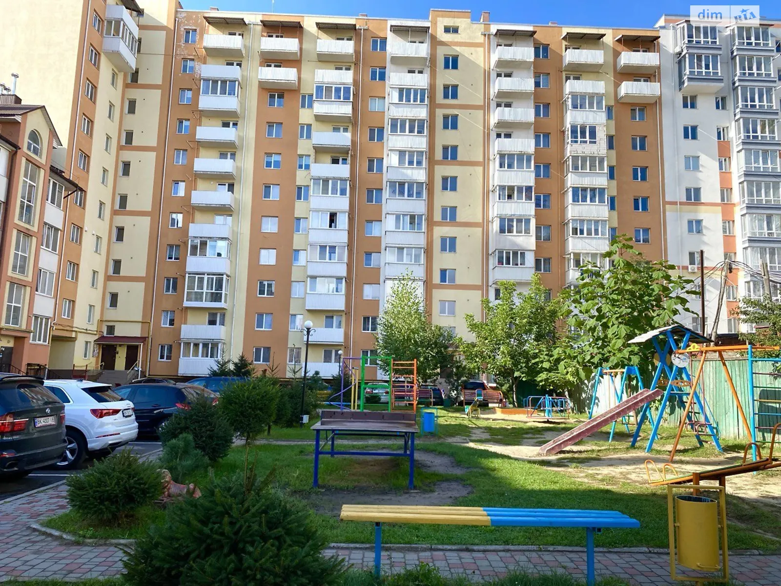 Продается 2-комнатная квартира 68 кв. м в Ровно, ул. Гайдамацкая, 13Б - фото 1