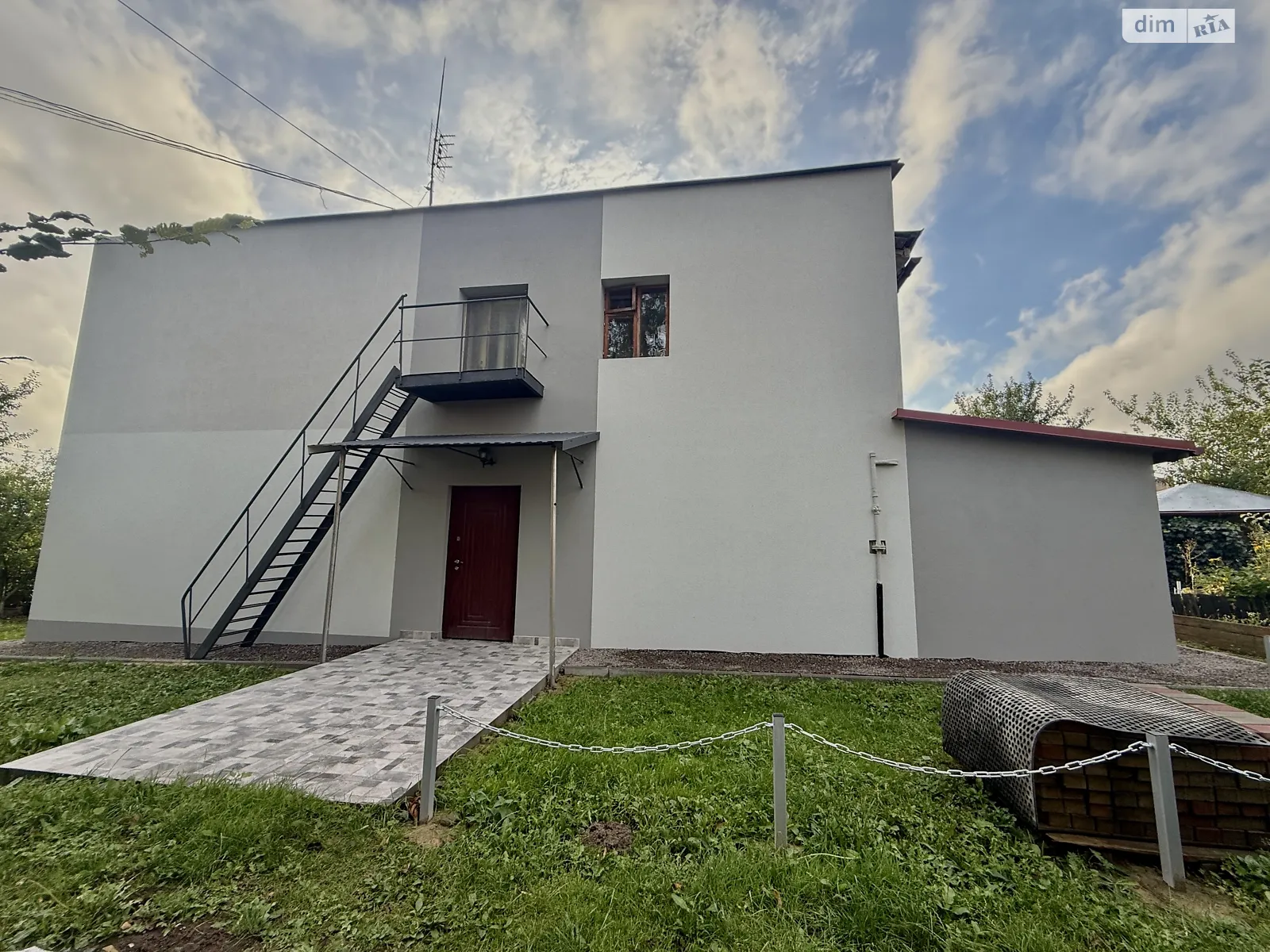 Продается 1-комнатная квартира 34 кв. м в Липинах, ул. Центральная, 5 - фото 1