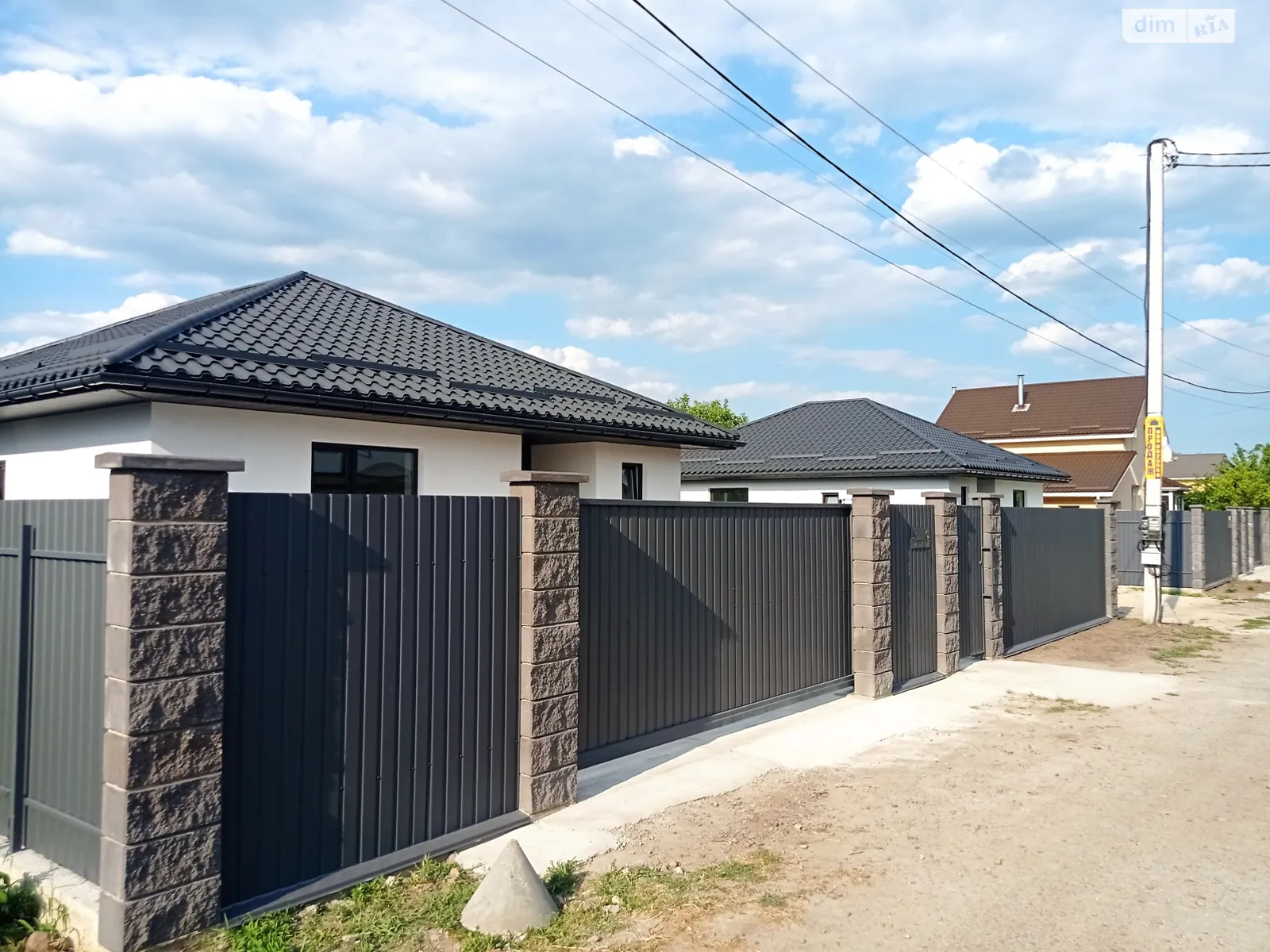 Продается одноэтажный дом 98 кв. м с беседкой, цена: 74999 $ - фото 1