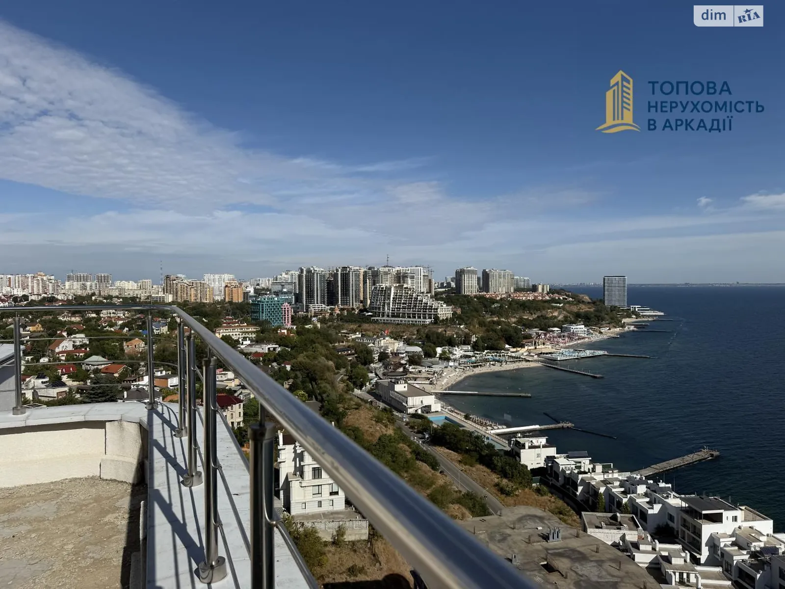 Продается 2-комнатная квартира 120 кв. м в Одессе, пер. Мореходный, 2А - фото 1