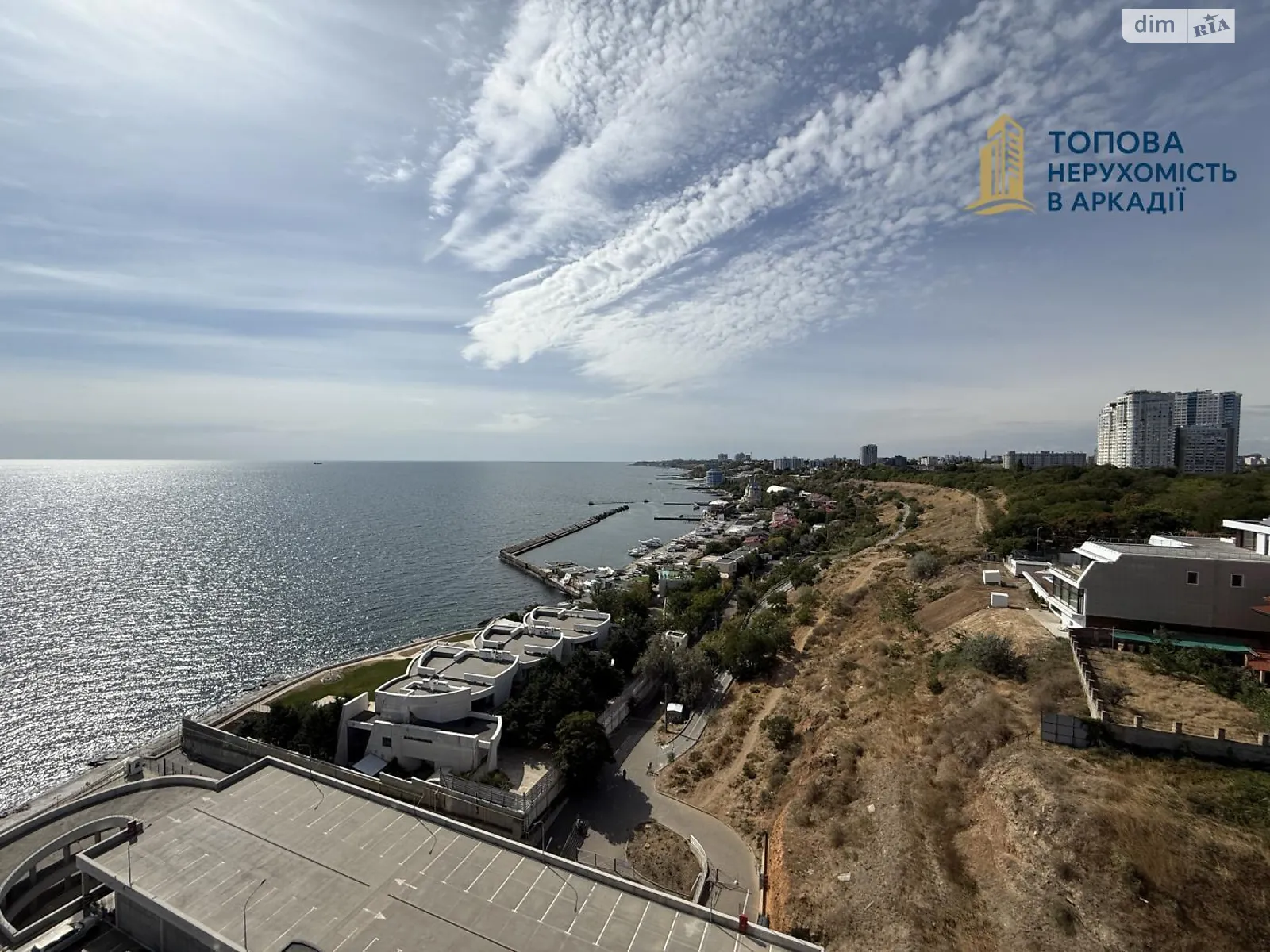 Продается 2-комнатная квартира 116 кв. м в Одессе, пер. Мореходный, 2А - фото 1