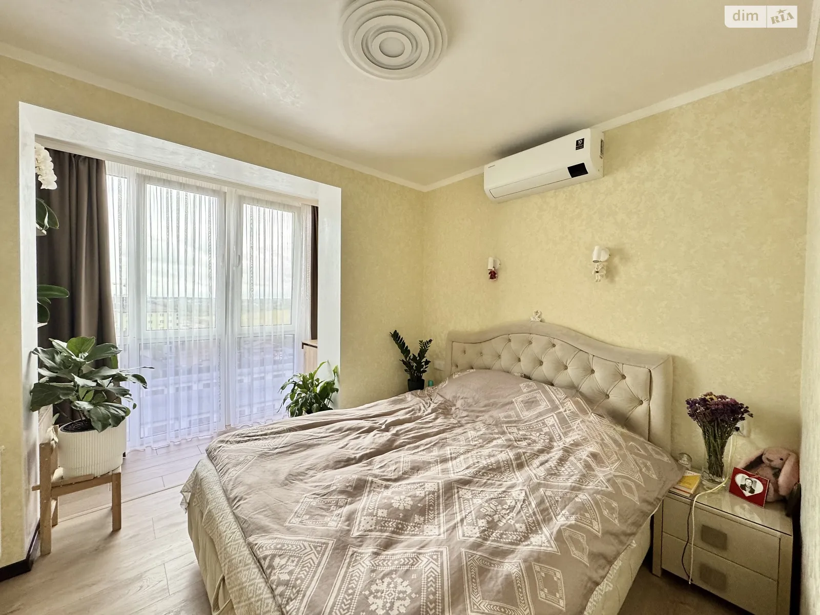 Продается 2-комнатная квартира 47 кв. м в Зарванцах, ул. Одесская, 3 - фото 1