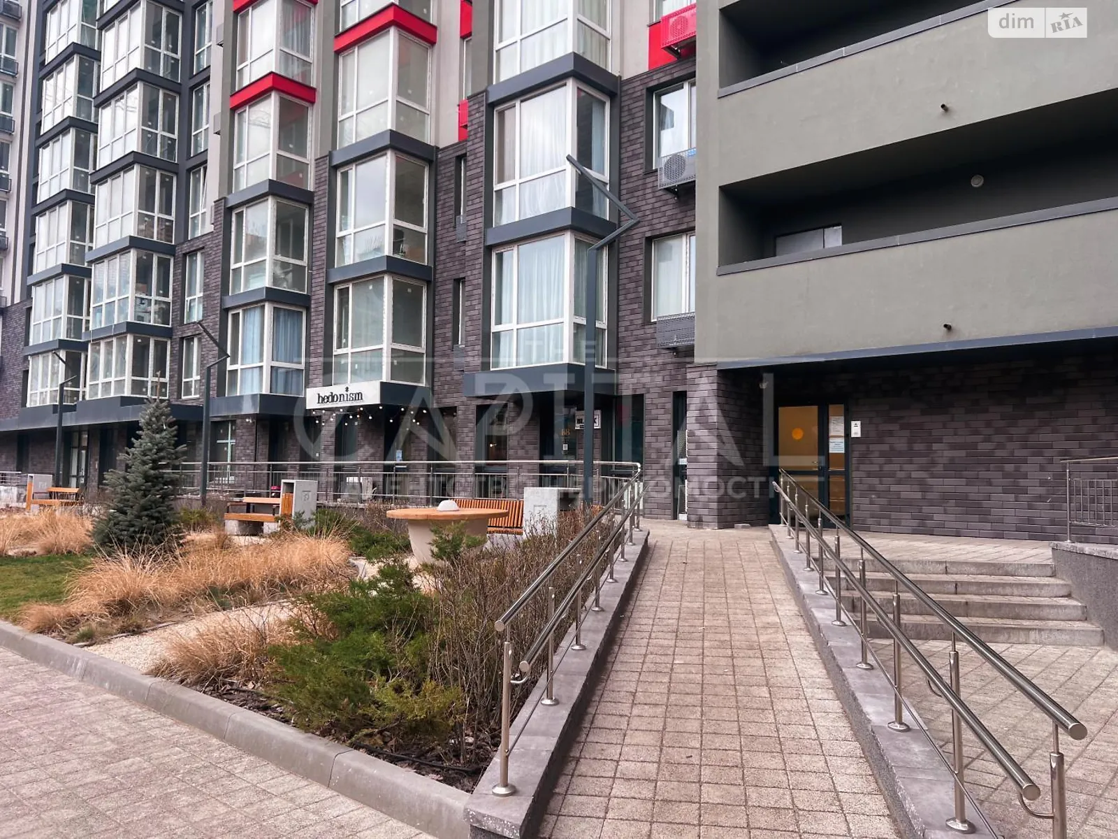 Продается объект сферы услуг 57.1 кв. м в 27-этажном здании, цена: 120000 $ - фото 1