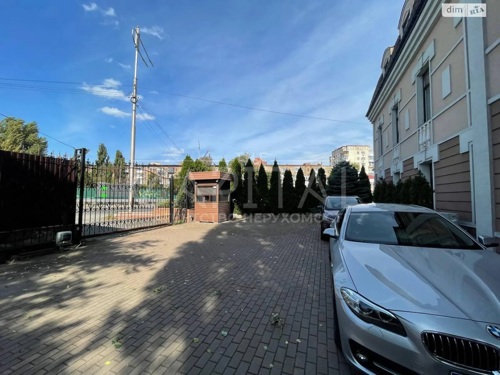Сдается в аренду офис 400 кв. м в бизнес-центре, цена: 17000 $ - фото 1