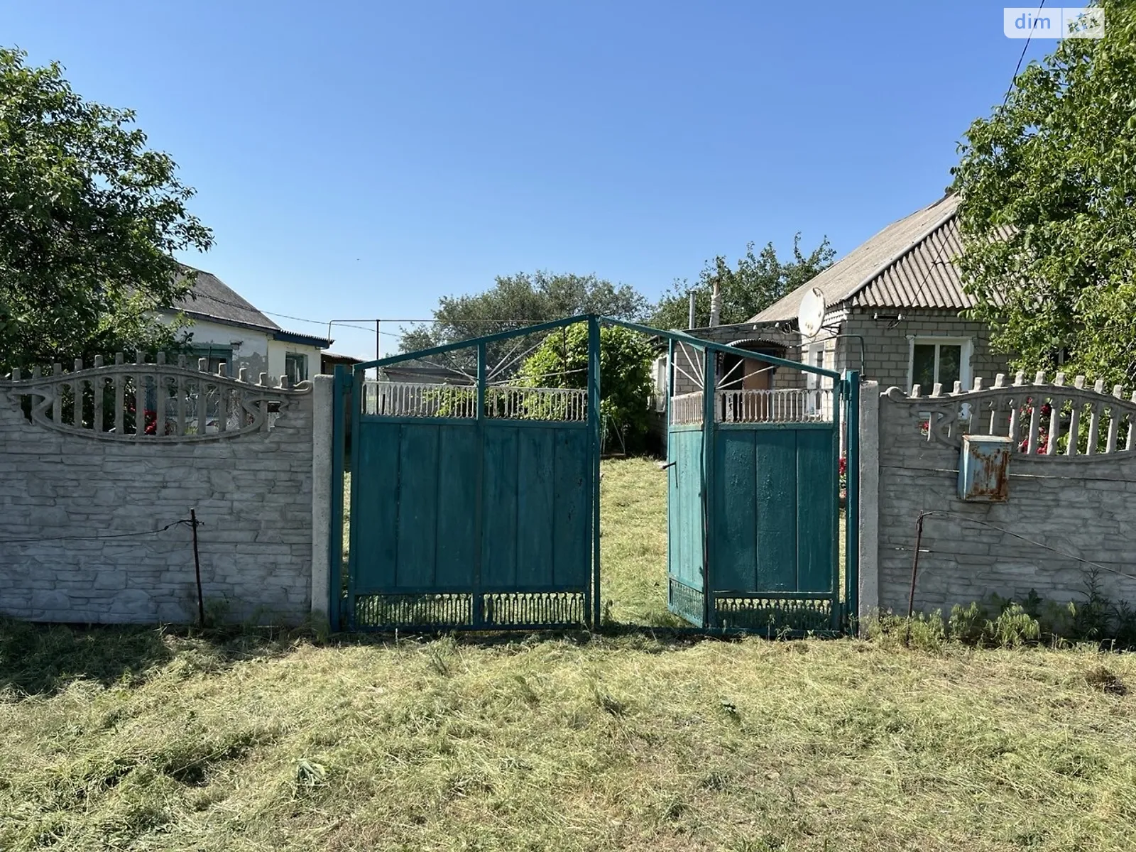 Продается одноэтажный дом 120 кв. м с гаражом, цена: 8500 $ - фото 1