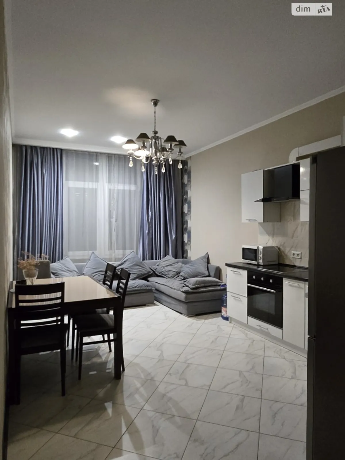 Сдается в аренду 1-комнатная квартира 60 кв. м в Одессе, цена: 15000 грн - фото 1