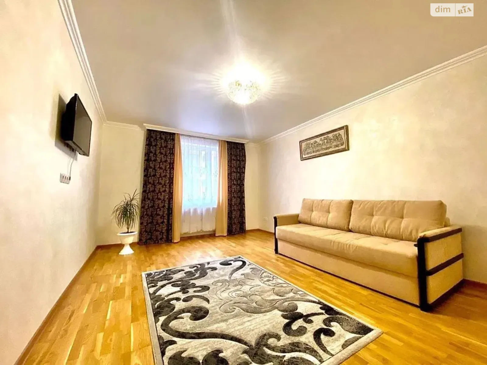 Сдается в аренду 1-комнатная квартира 46 кв. м в Львове, ул. Княгини Ольги - фото 1