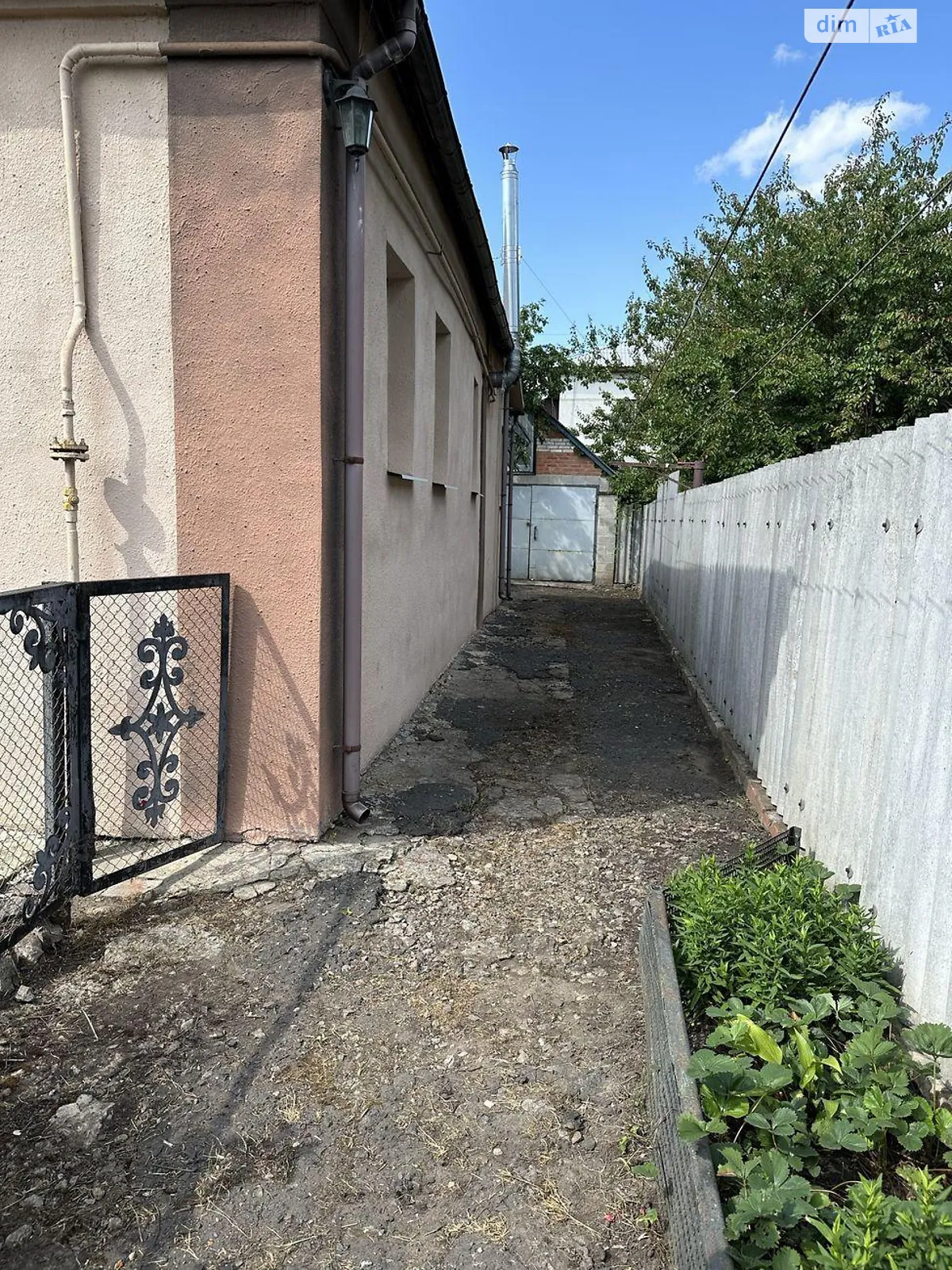 Продается одноэтажный дом 100 кв. м с садом, цена: 41500 $ - фото 1