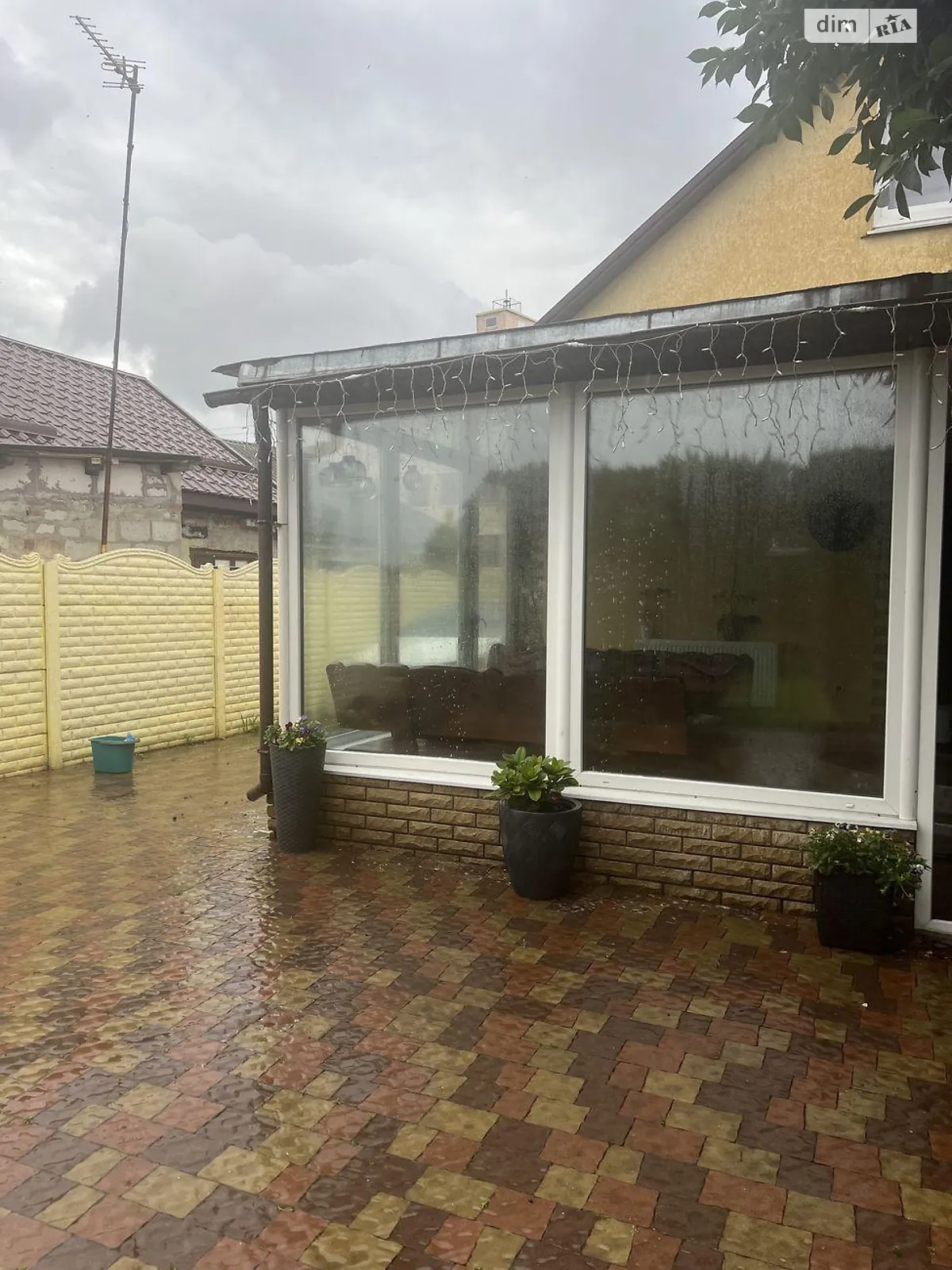 Продается дом на 2 этажа 130 кв. м с верандой, цена: 120000 $ - фото 1