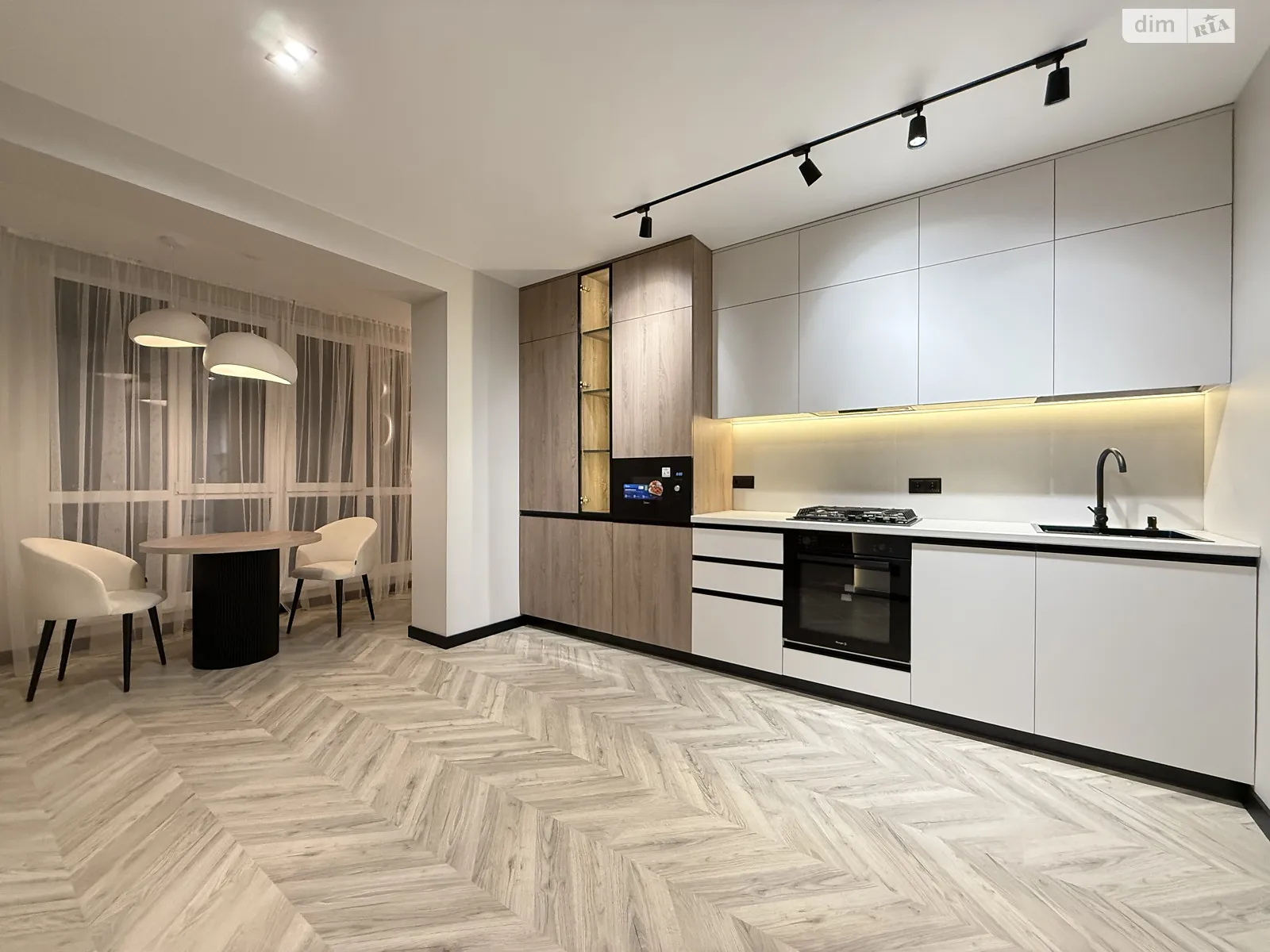 Продається 1-кімнатна квартира 45 кв. м у Рівному, вул. Студентська, 24А - фото 1