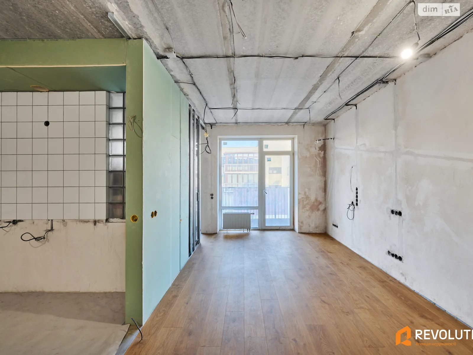 Продается 1-комнатная квартира 48.7 кв. м в Киеве, ул. Замковецкая, 88 - фото 1