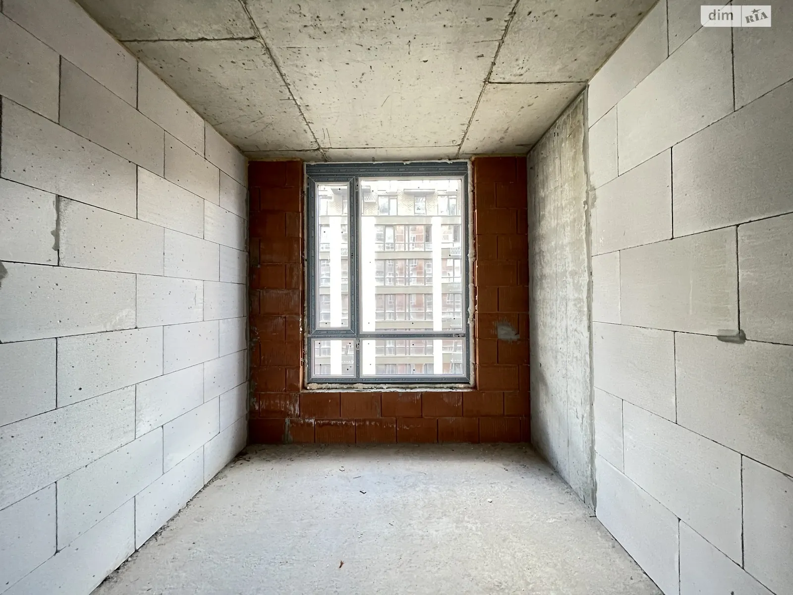 Продается 2-комнатная квартира 63 кв. м в Ивано-Франковске, ул. Левицкого Романа - фото 1