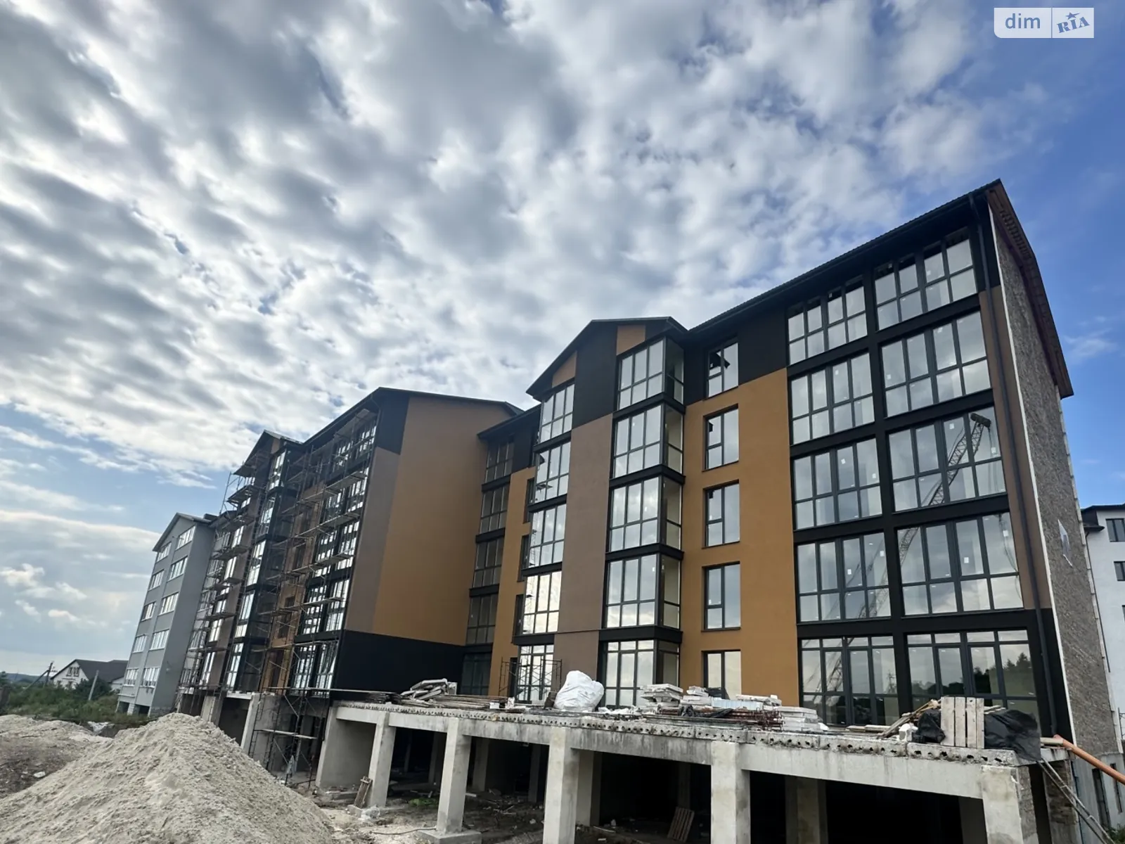 Продается 1-комнатная квартира 44 кв. м в Кременце, ул. Горбача - фото 1