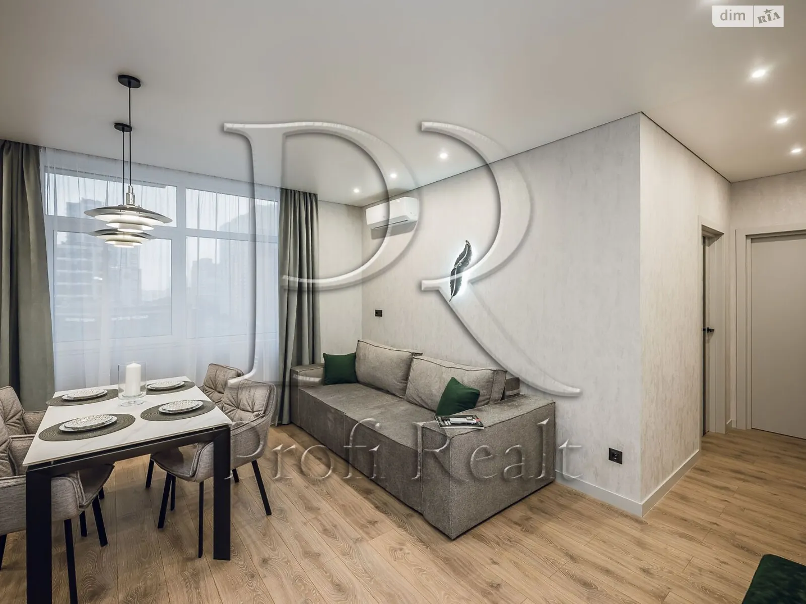 Продается 2-комнатная квартира 69.2 кв. м в Киеве, ул. Александра Олеся, 1 - фото 1