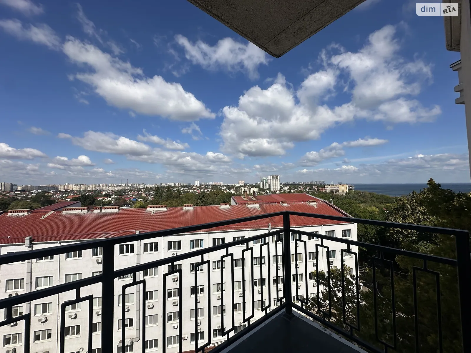 Продається 2-кімнатна квартира 79.1 кв. м у Одесі, пров. Маячний, 7 - фото 1