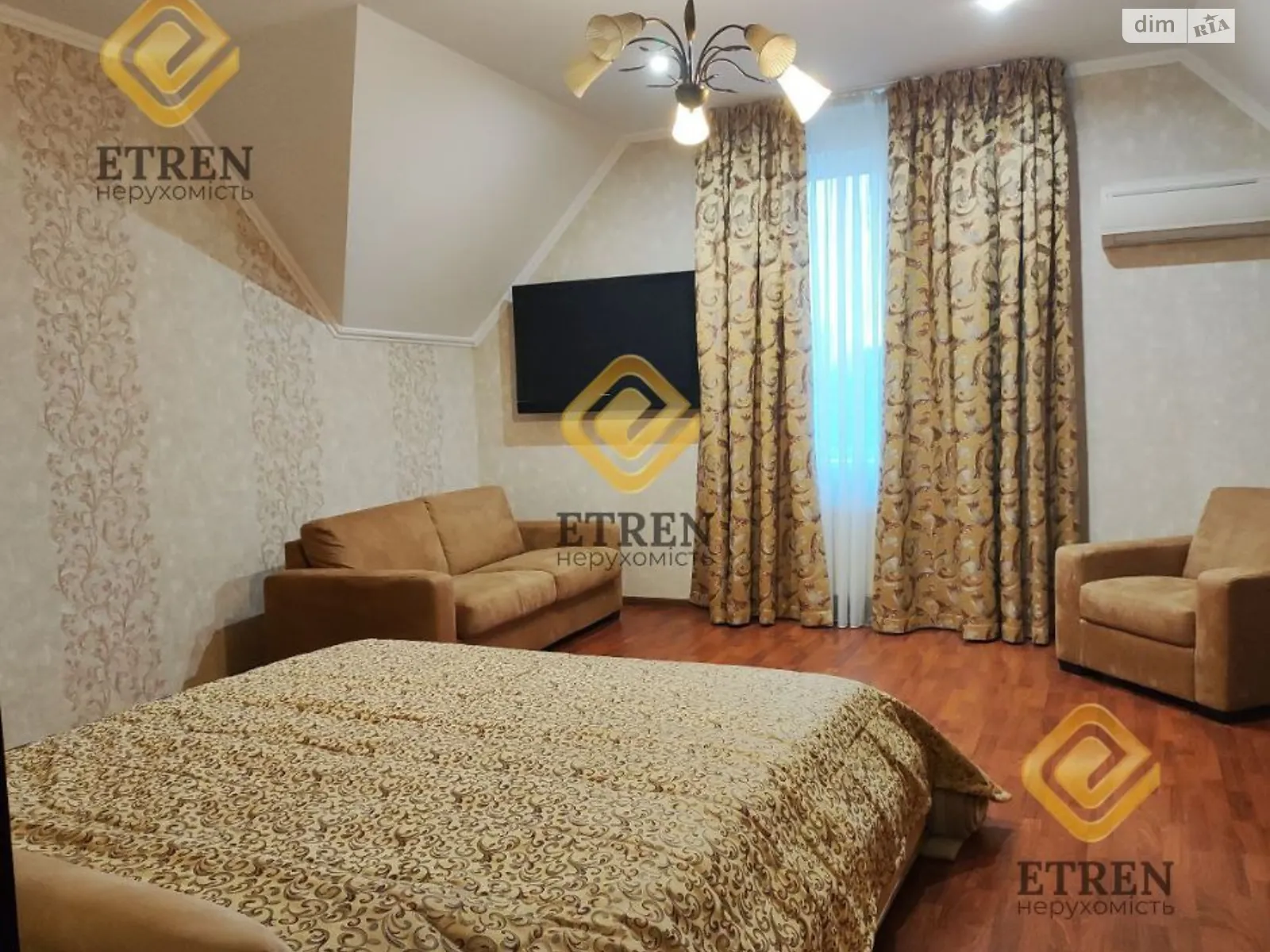 Продается дом на 2 этажа 222 кв. м с бассейном, цена: 299000 $ - фото 1