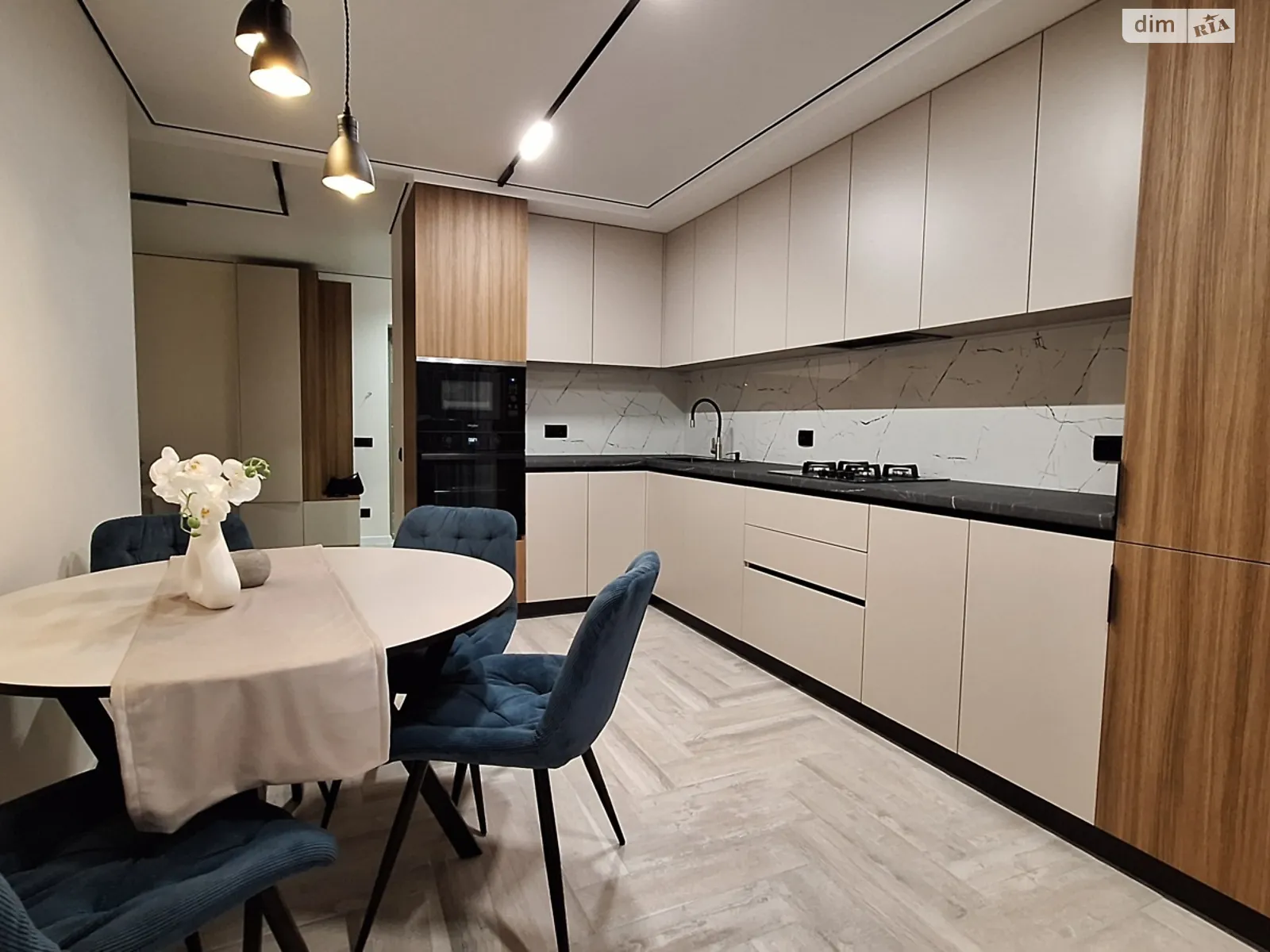 2-комнатная квартира 72 кв. м в Тернополе, ул. Покровы(Бригадная), 14А - фото 1