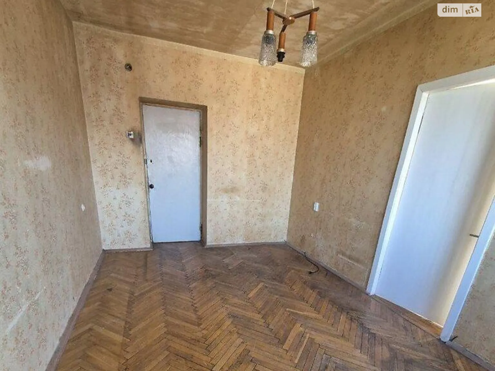 Продается 3-комнатная квартира 94.6 кв. м в Киеве, ул. Олеся Гончара, 41А - фото 1