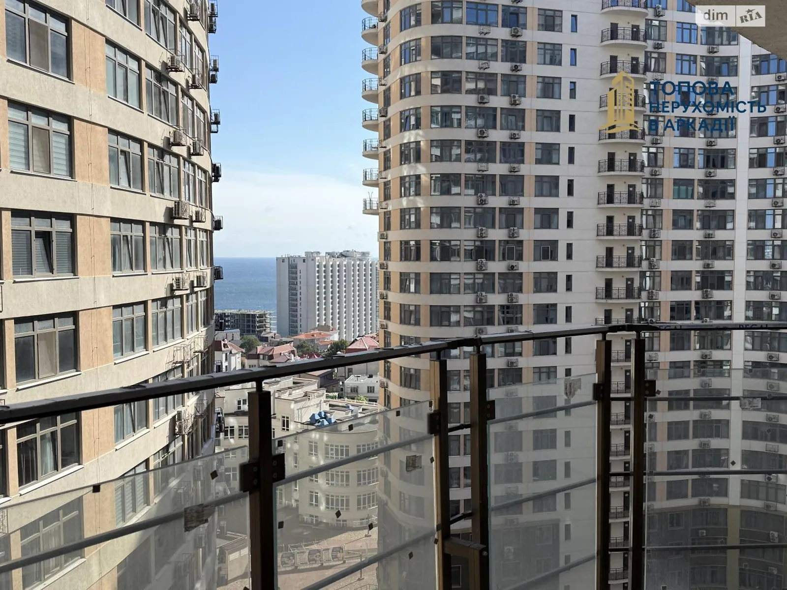 Продается 1-комнатная квартира 52 кв. м в Одессе, ул. Валерия Самофалова, 16А/5 - фото 1