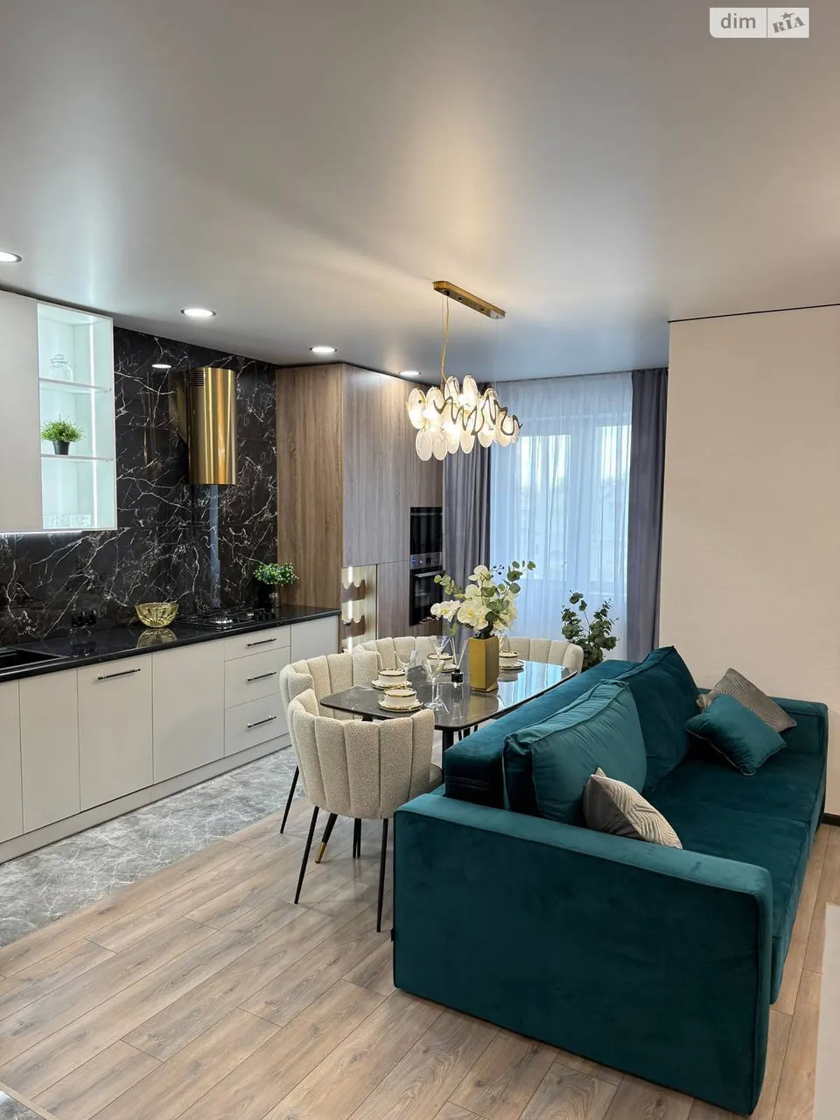 Продается 1-комнатная квартира 53.5 кв. м в Чернигове, ул. Лесная, 42Б - фото 1