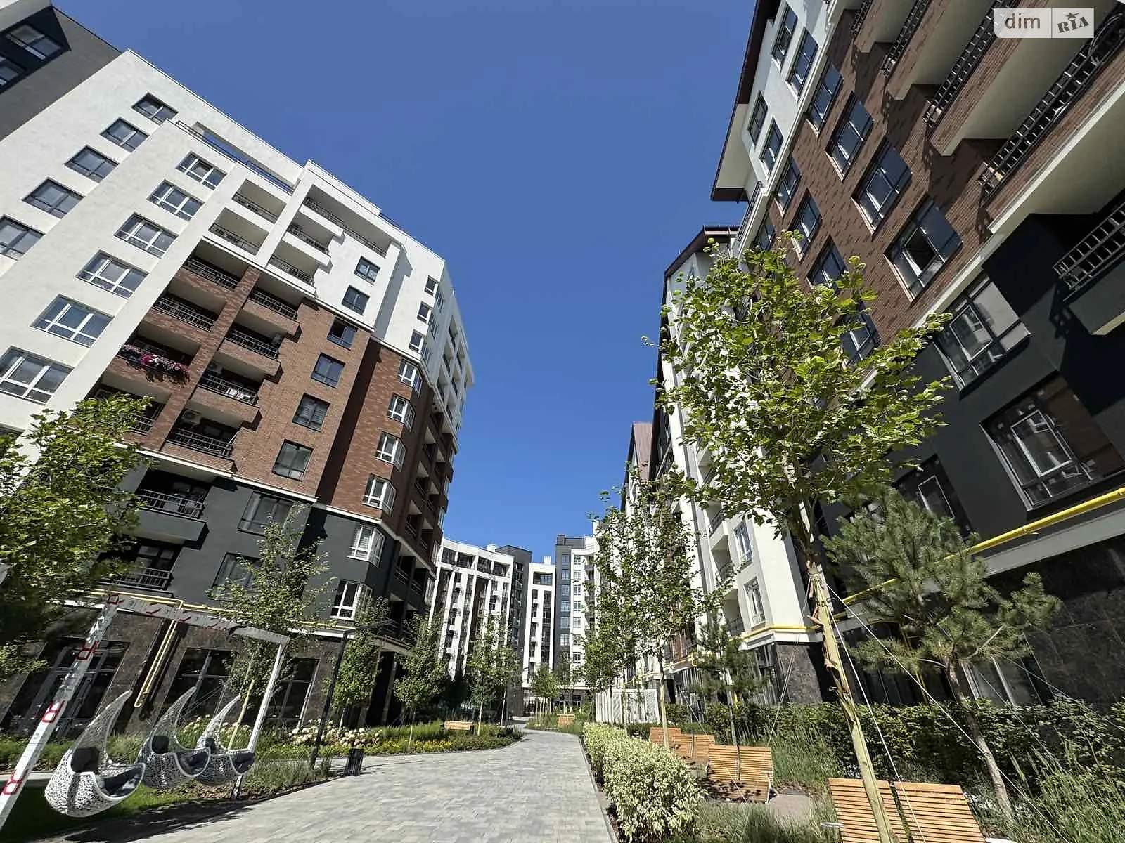 Продается 2-комнатная квартира 57.78 кв. м в Ирпене, ул. Ольги Кобылянской(Достоевского), 1В/36 - фото 1