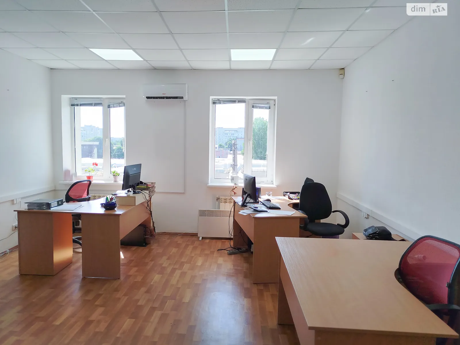 Здається в оренду офіс 243.6 кв. м в бізнес-центрі, цена: 53592 грн - фото 1