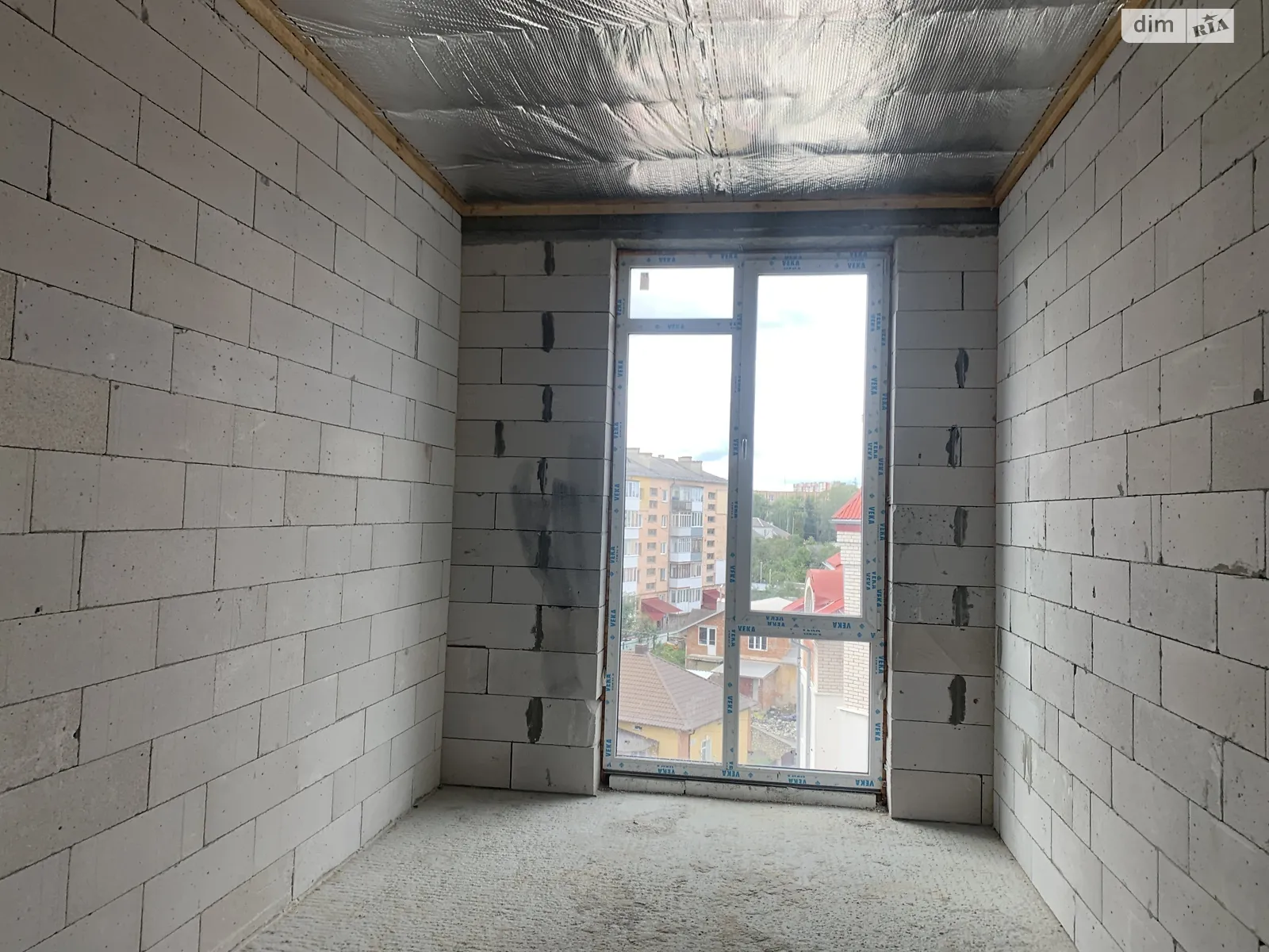 2-комнатная квартира 71.6 кв. м в Тернополе, ул. Петриковская - фото 1