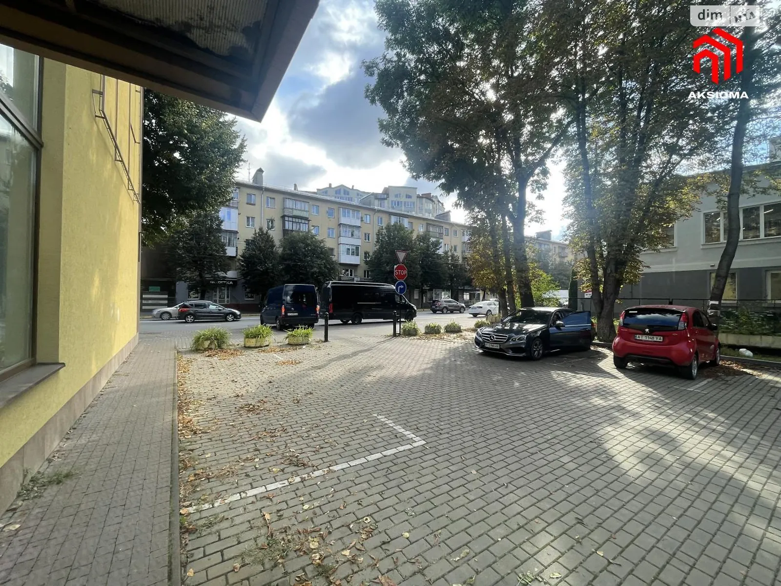 Сдается в аренду офис 633 кв. м в бизнес-центре, цена: 6330 $ - фото 1