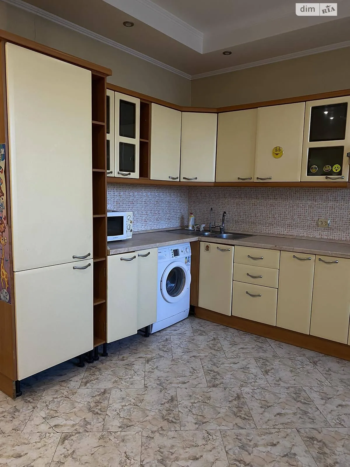 Продается 1-комнатная квартира 73.8 кв. м в Одессе, ул. Люстдорфская дорога, 140/1 - фото 1