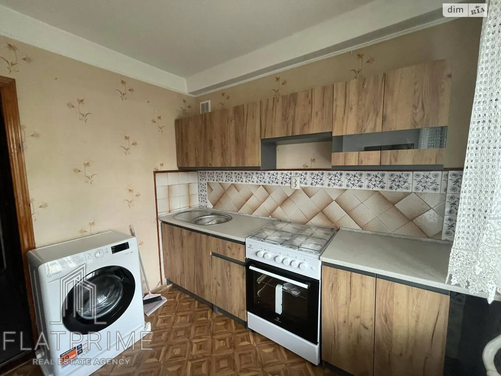 Продается 1-комнатная квартира 36 кв. м в Киеве, ул. Левка Лукьяненко, 6 - фото 1