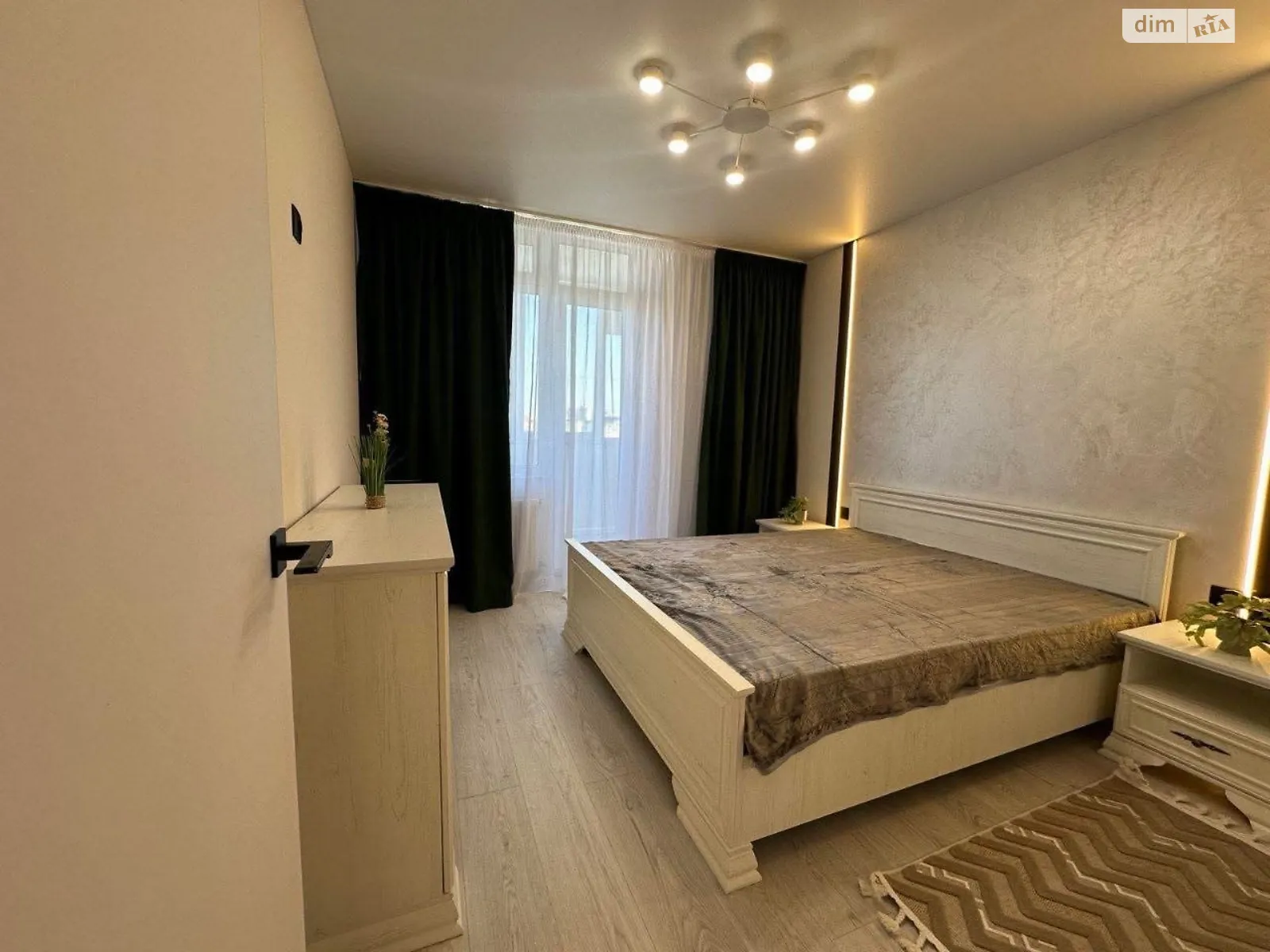 2-кімнатна квартира 55 кв. м у Тернополі, вул. Київська, 9Д - фото 1