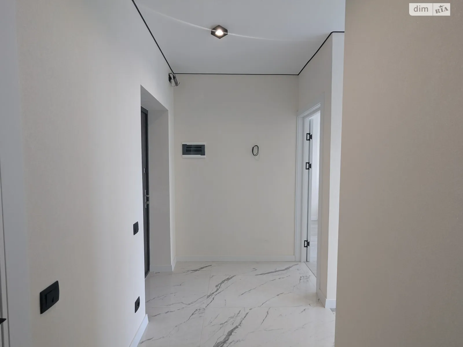 Продается 1-комнатная квартира 28 кв. м в Гнатовке, ул. Уютная - фото 1