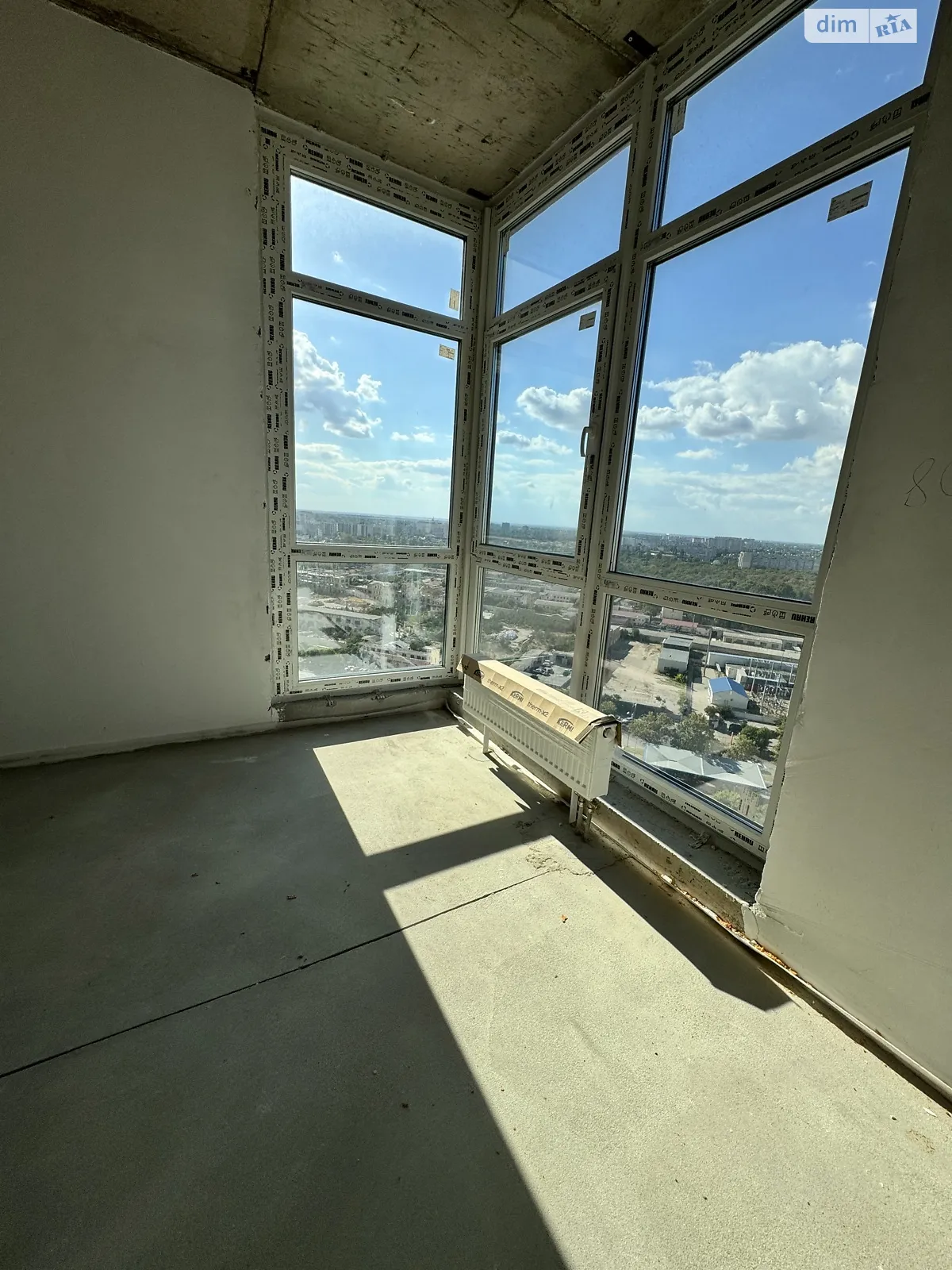 Продается 2-комнатная квартира 56.7 кв. м в Одессе, ул. Краснова, 1А - фото 1