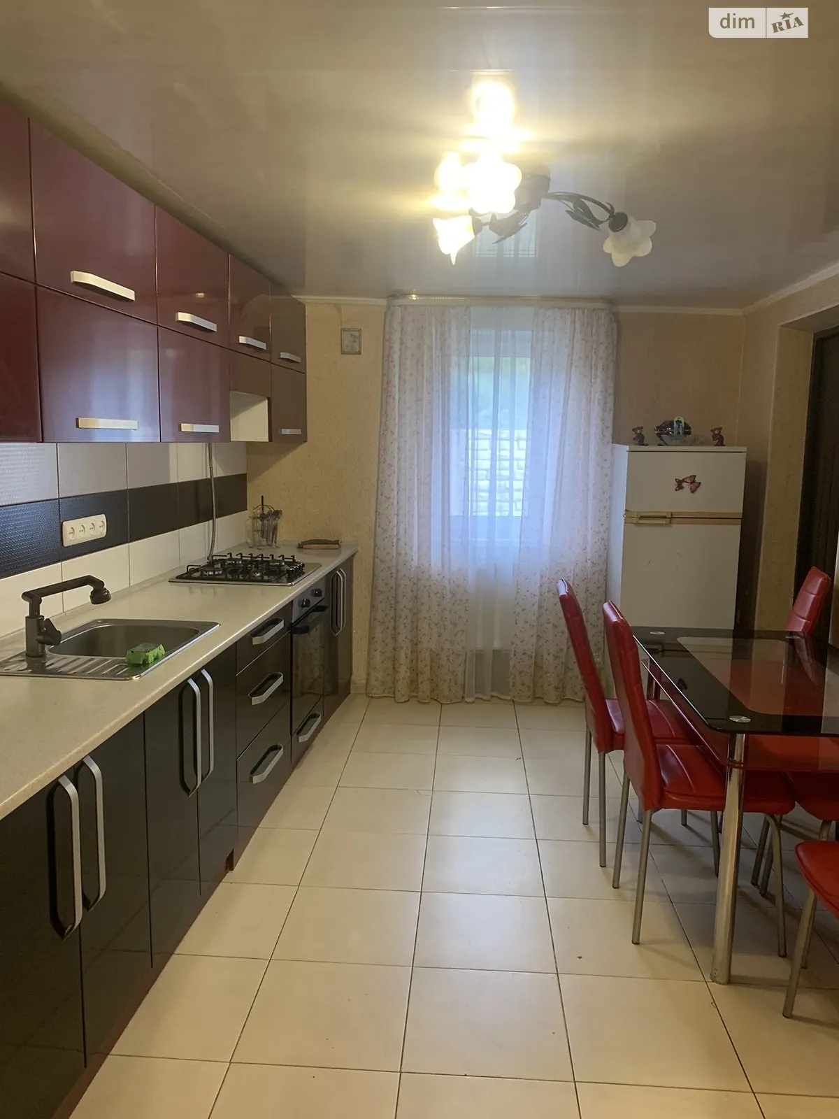 Продается часть дома 145 кв. м с гаражом, цена: 51000 $ - фото 1