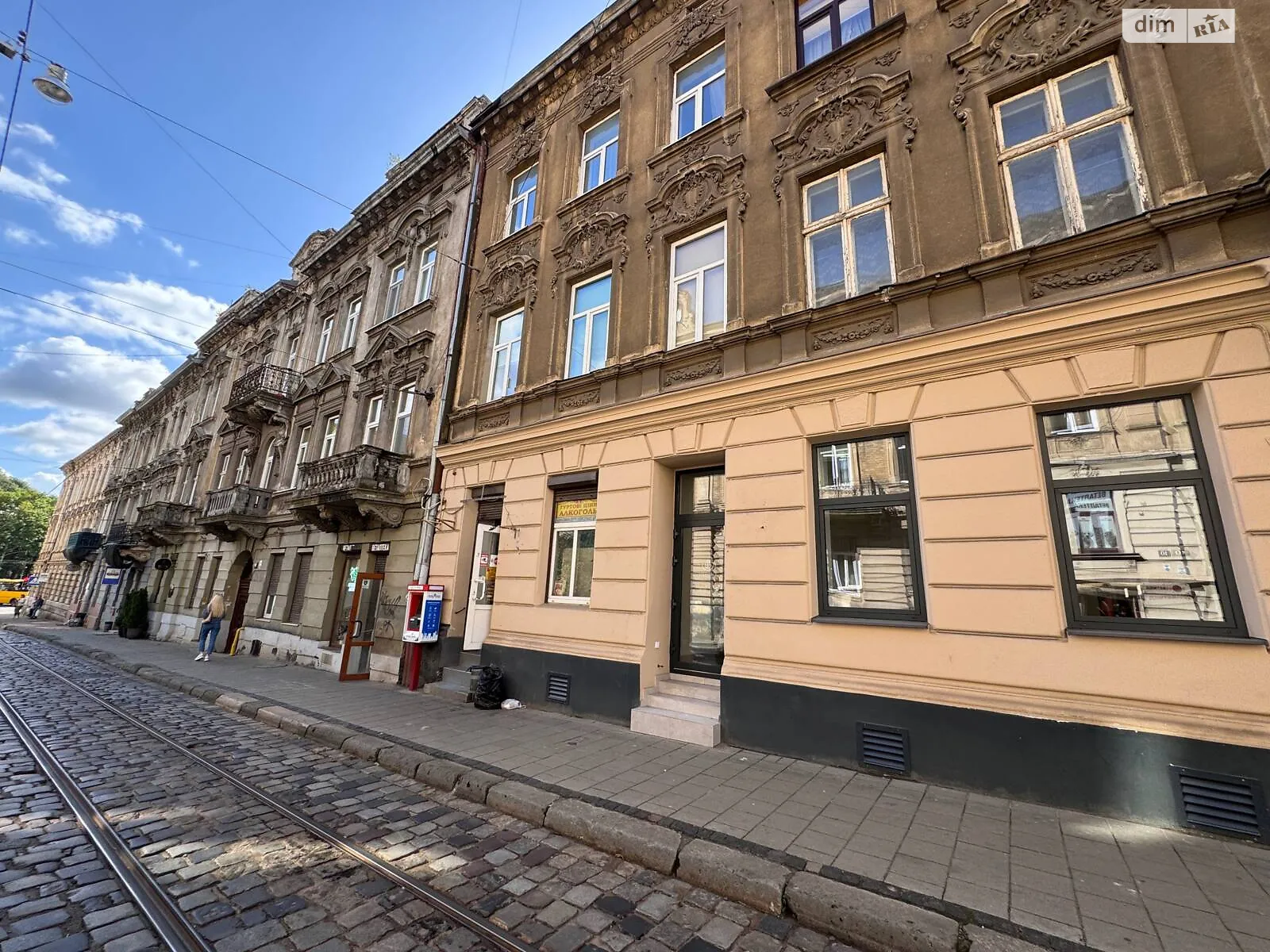 Здається в оренду приміщення вільного призначення 32.4 кв. м в 3-поверховій будівлі, цена: 650 $ - фото 1