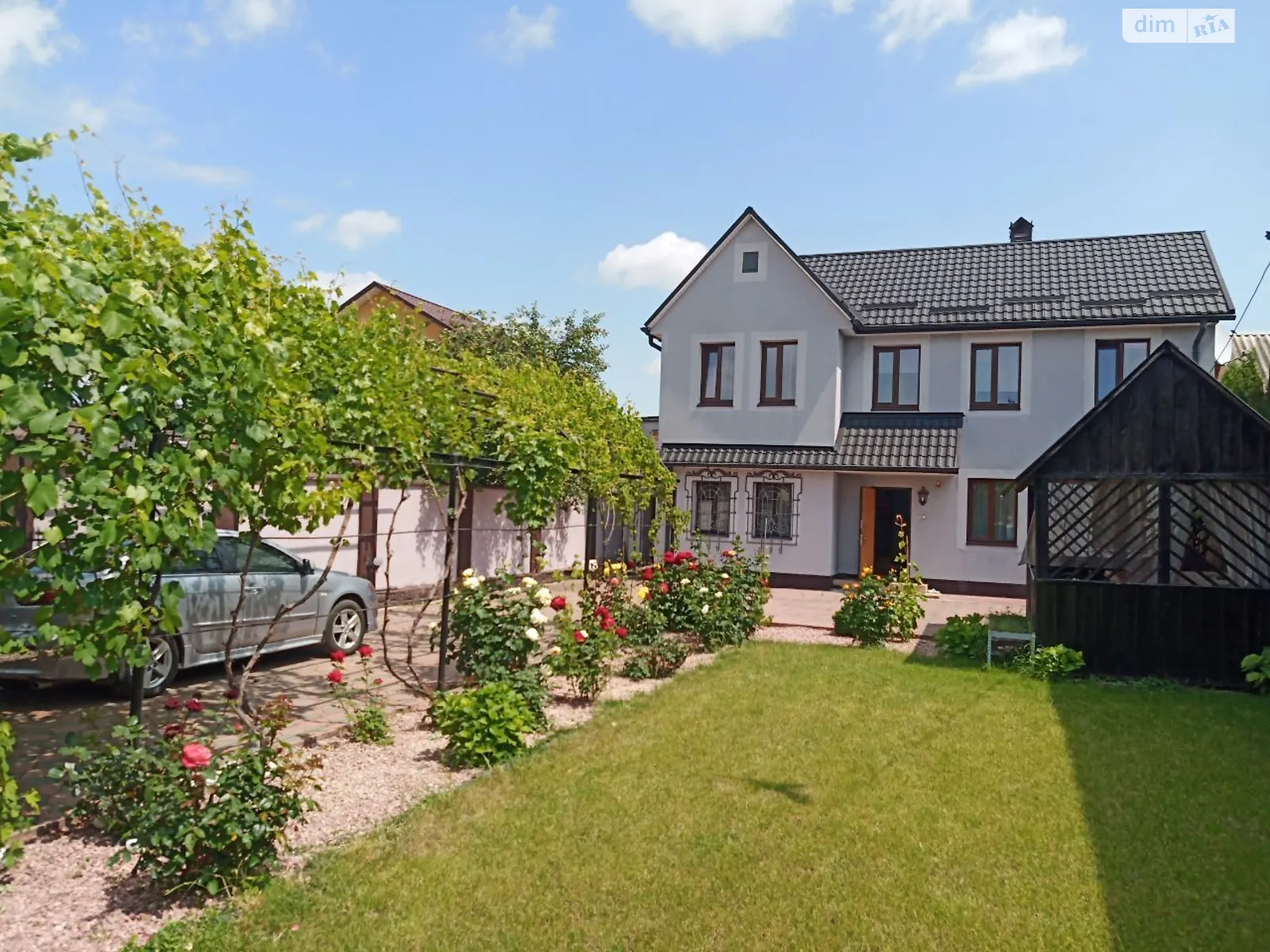 Продается дом на 2 этажа 98.5 кв. м с гаражом, цена: 158000 $ - фото 1